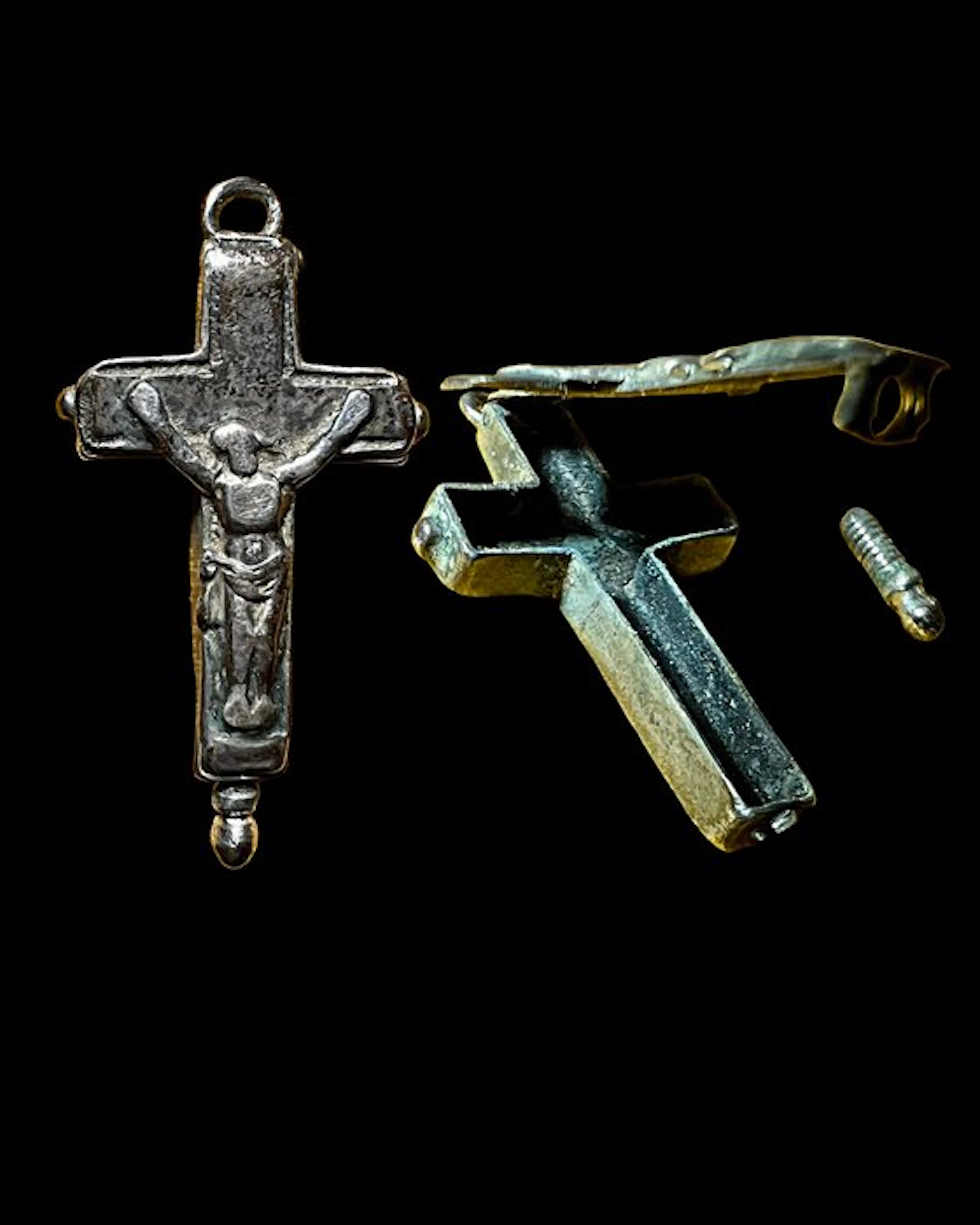 reliquary crucifix pendant - Silver - 1800-1850, 1850-1900