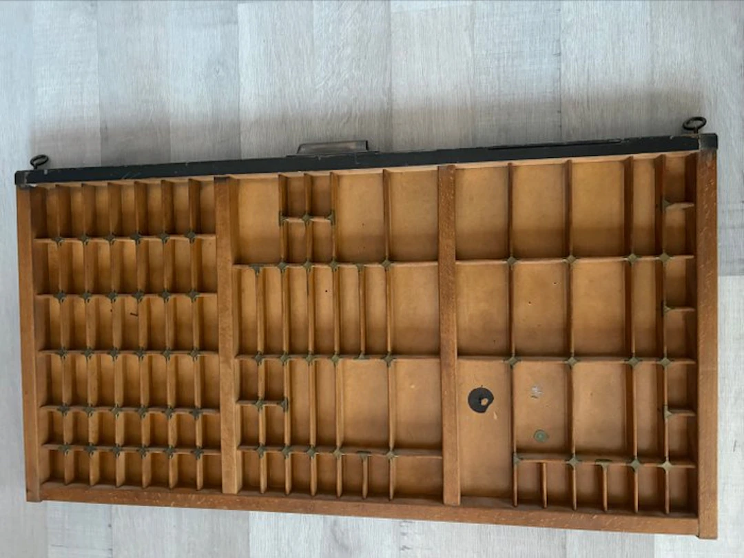 Rack - Wood - letterbox