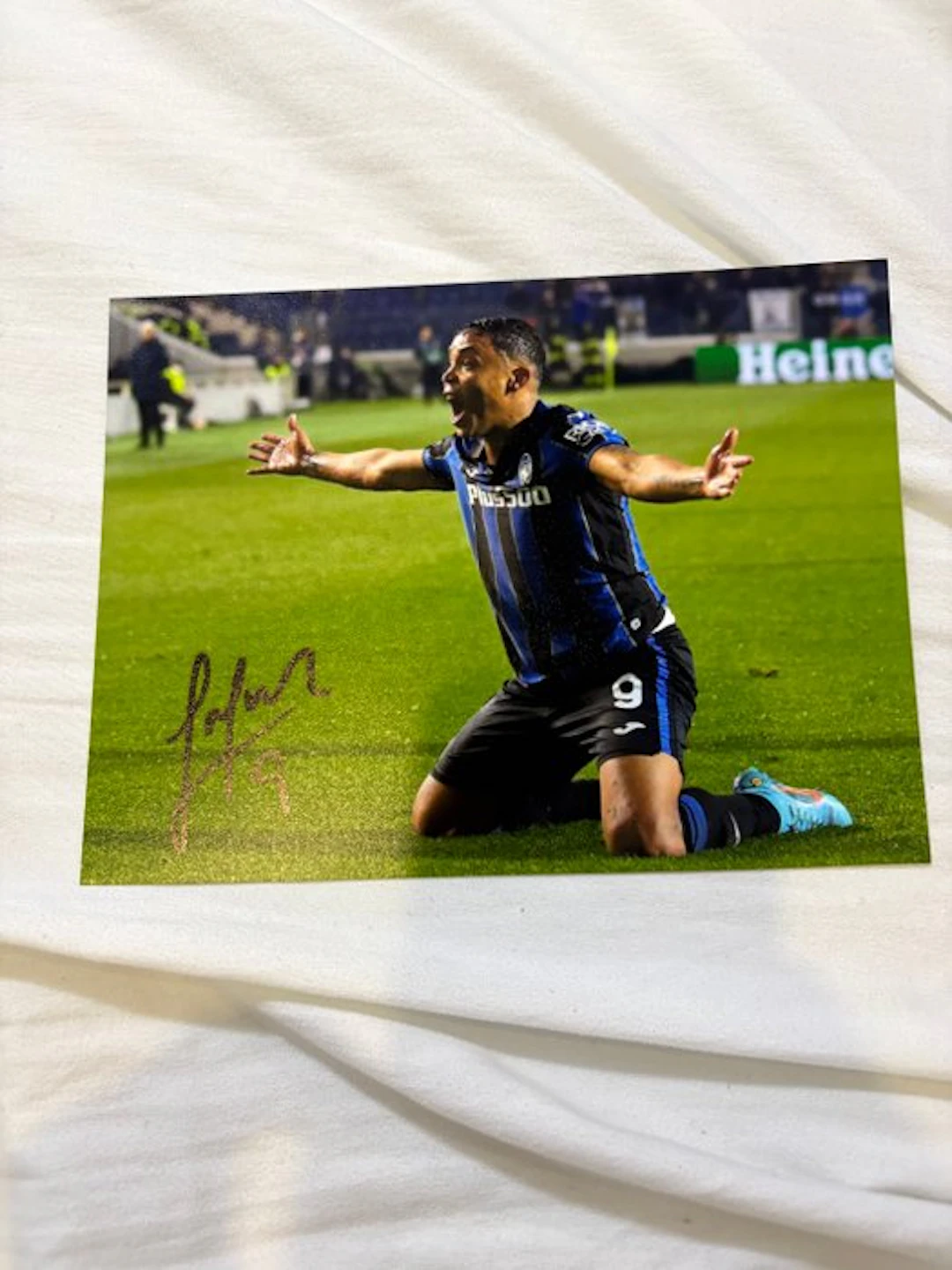 Atalanta - luis muriel - Photograph