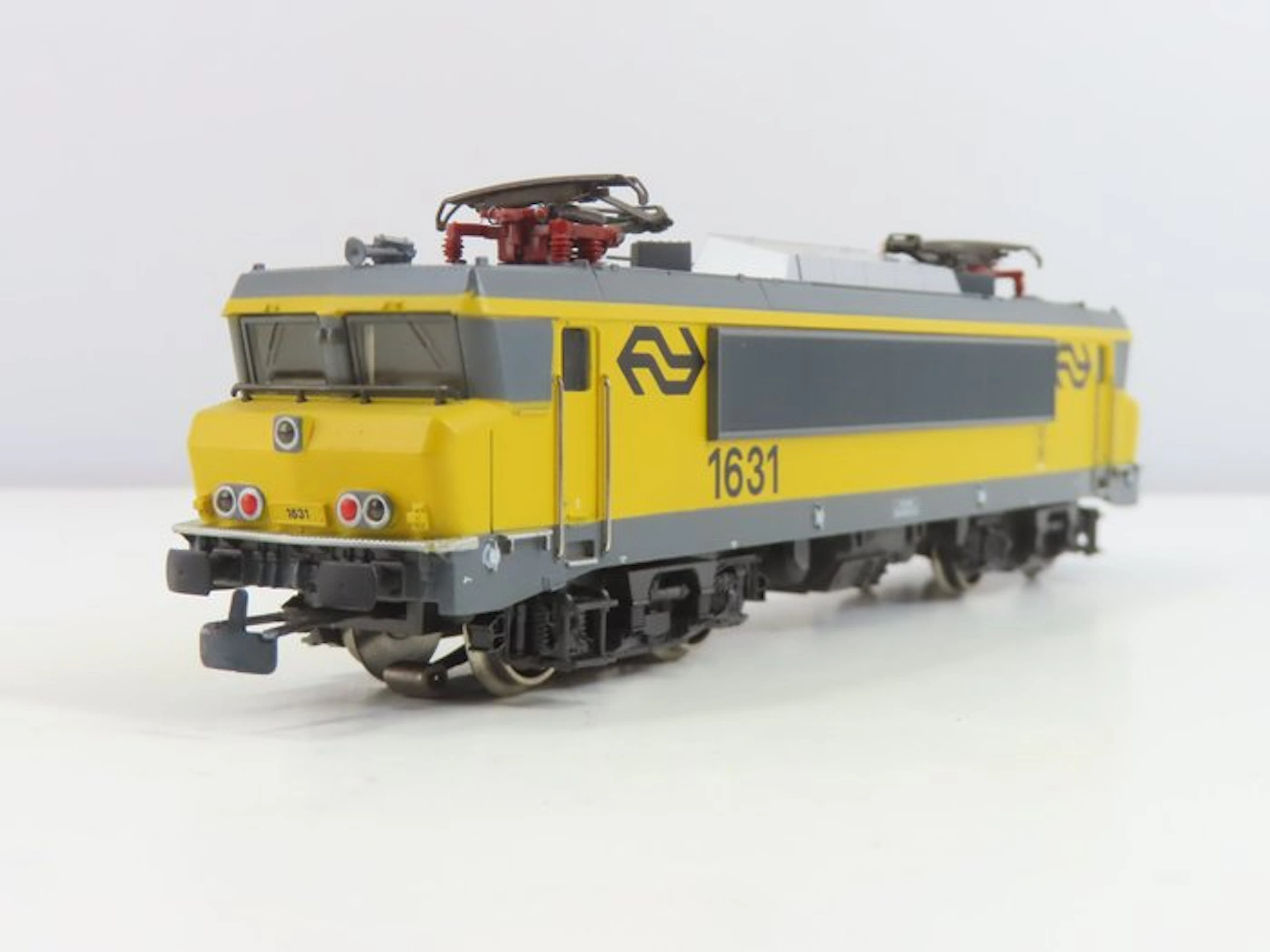 Märklin H0 - 3326 - Electric locomotive (1) - Series 1600 "Voorburg" - NS