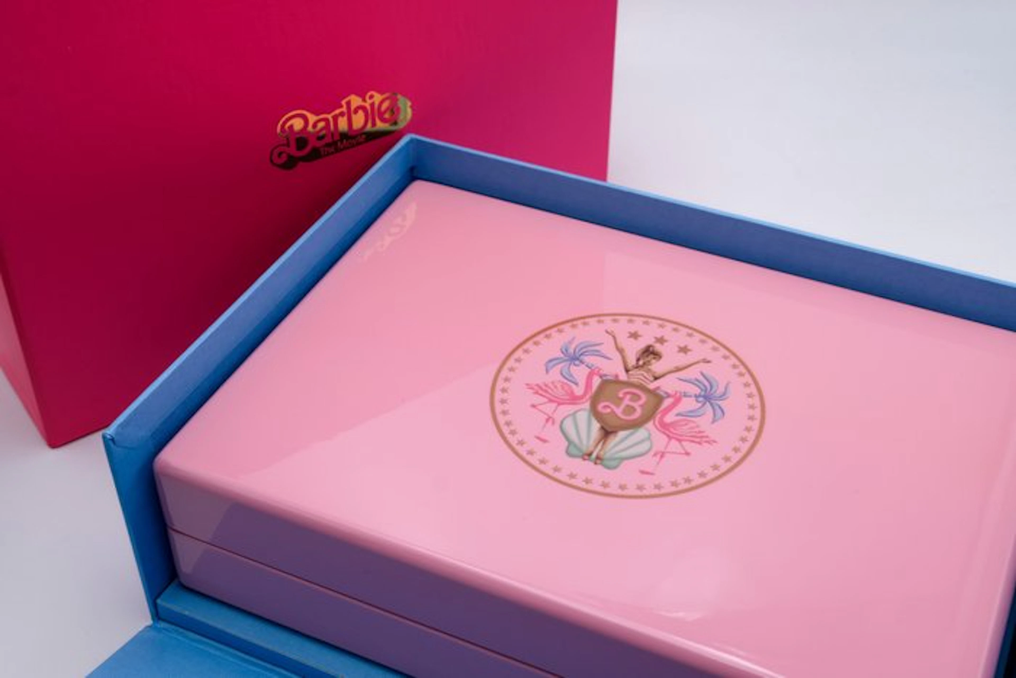 Barbie The Movie Icon Signature Set – Limited Edition pen...