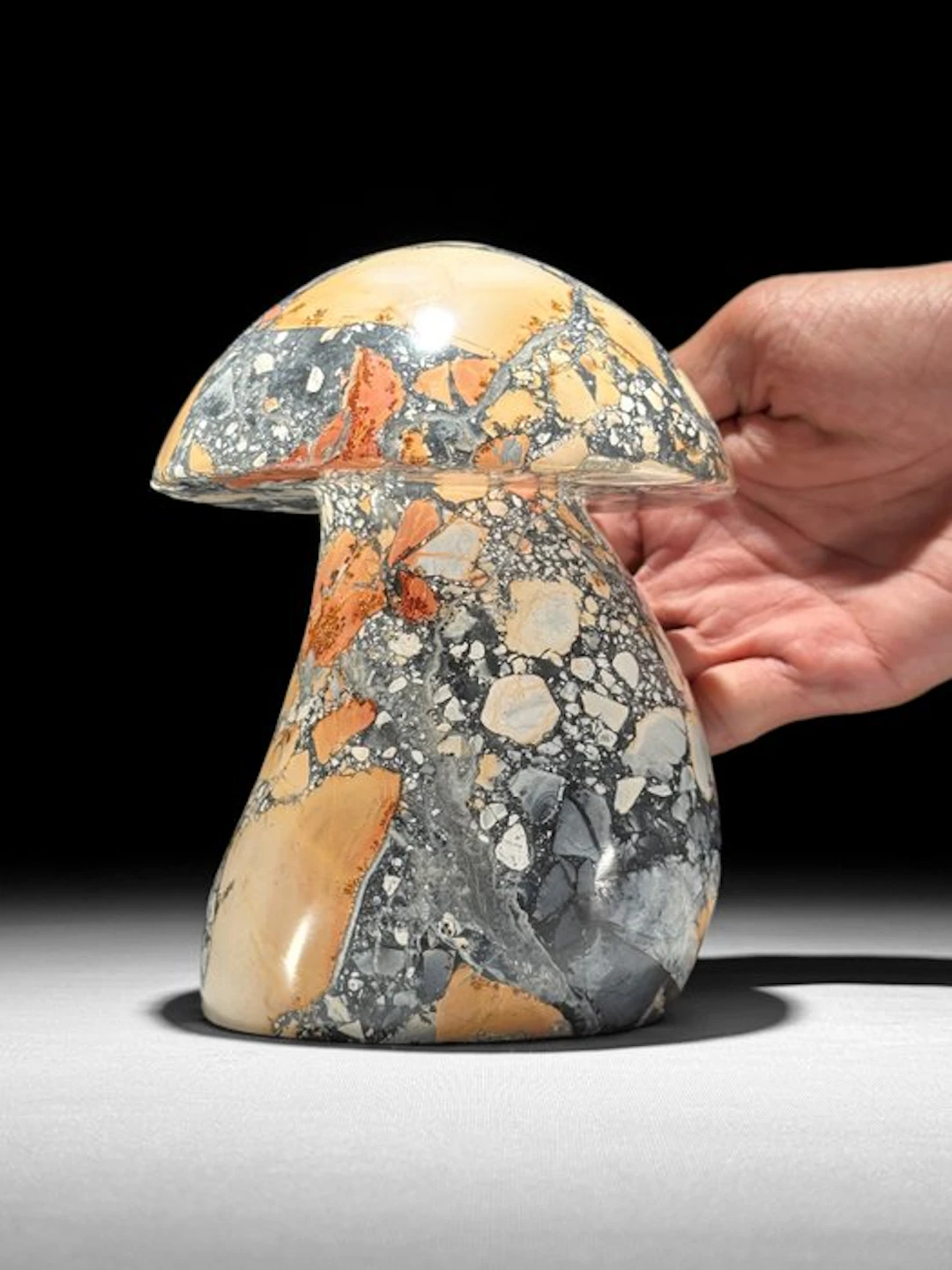 NO RESERVE PRICE - Hand-Carved of Red Maligano Jasper...