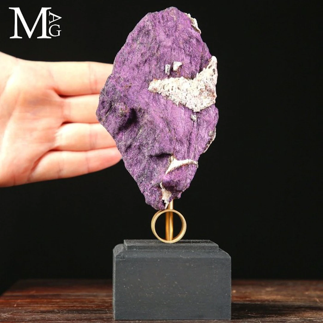 Vibrant Magenta-Purple Purpurite with a Rich