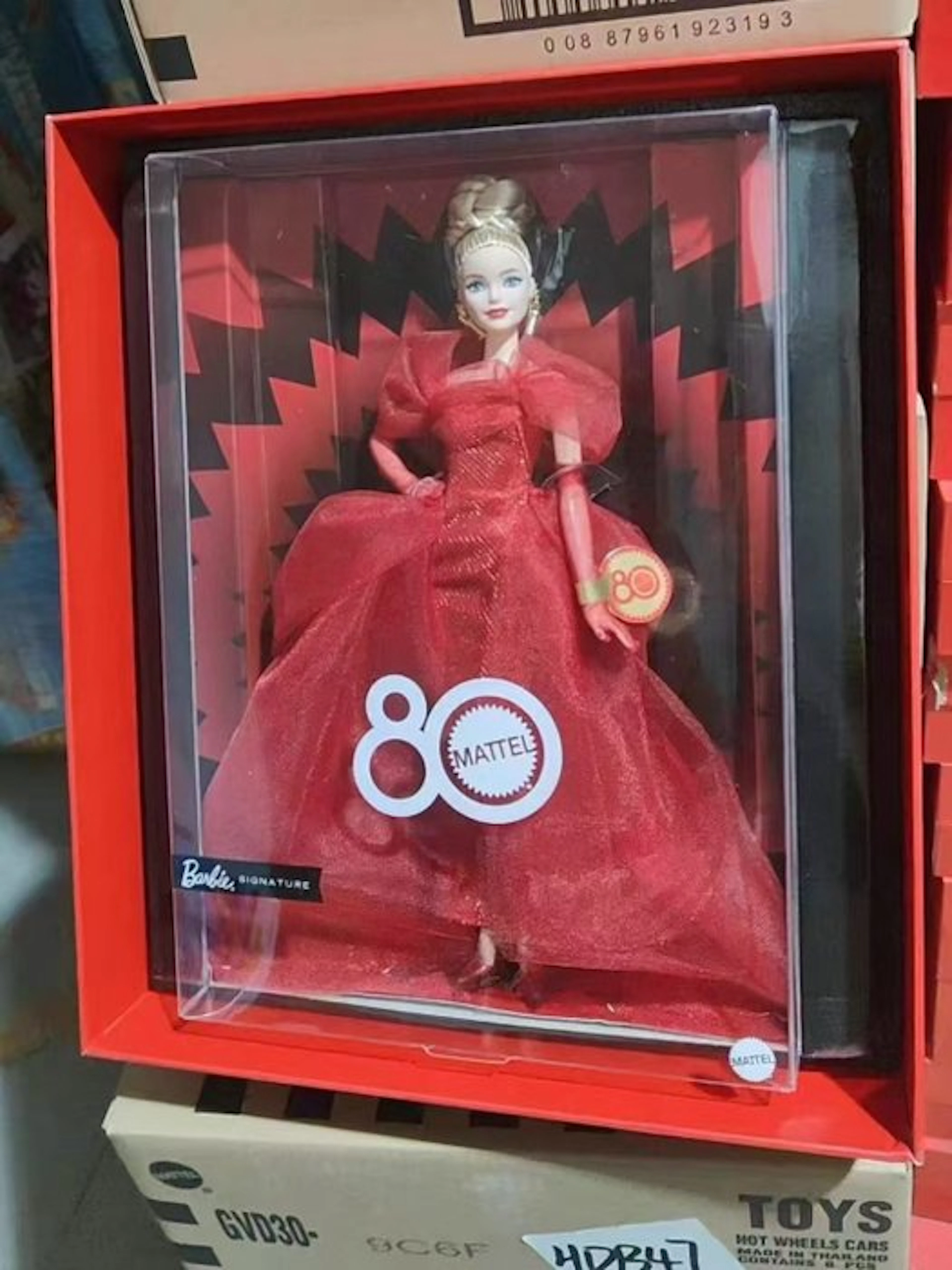 Mattel - Barbie - 1 - Mattel 80th Anniversary Barbie Doll