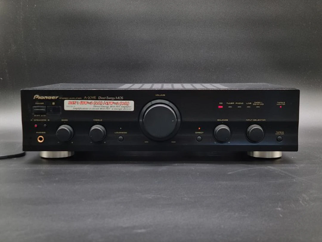 Pioneer - A-209R 'Direct Energy MOSFET' Solid state integrated amplifier