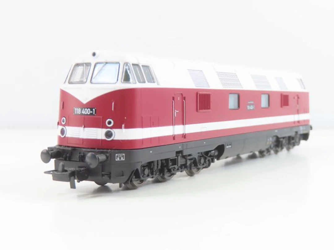 Piko H0 - 59580 - Diesel locomotive (1) - BR 118.4 - DR (DDR)