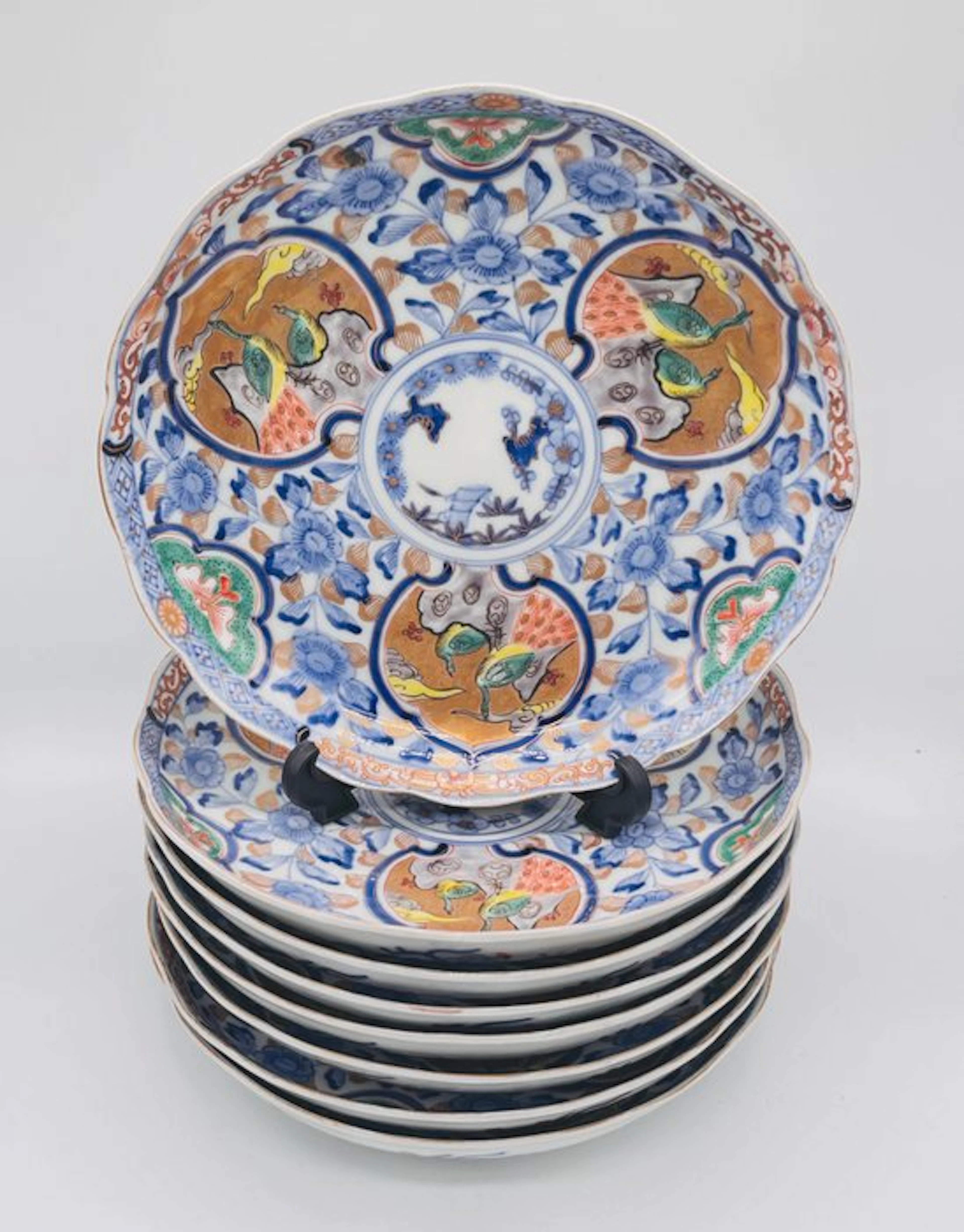 "Apocryphal Chenghua mark - Dinner set (8) - Porcelain - 8 Imari dinner plates
