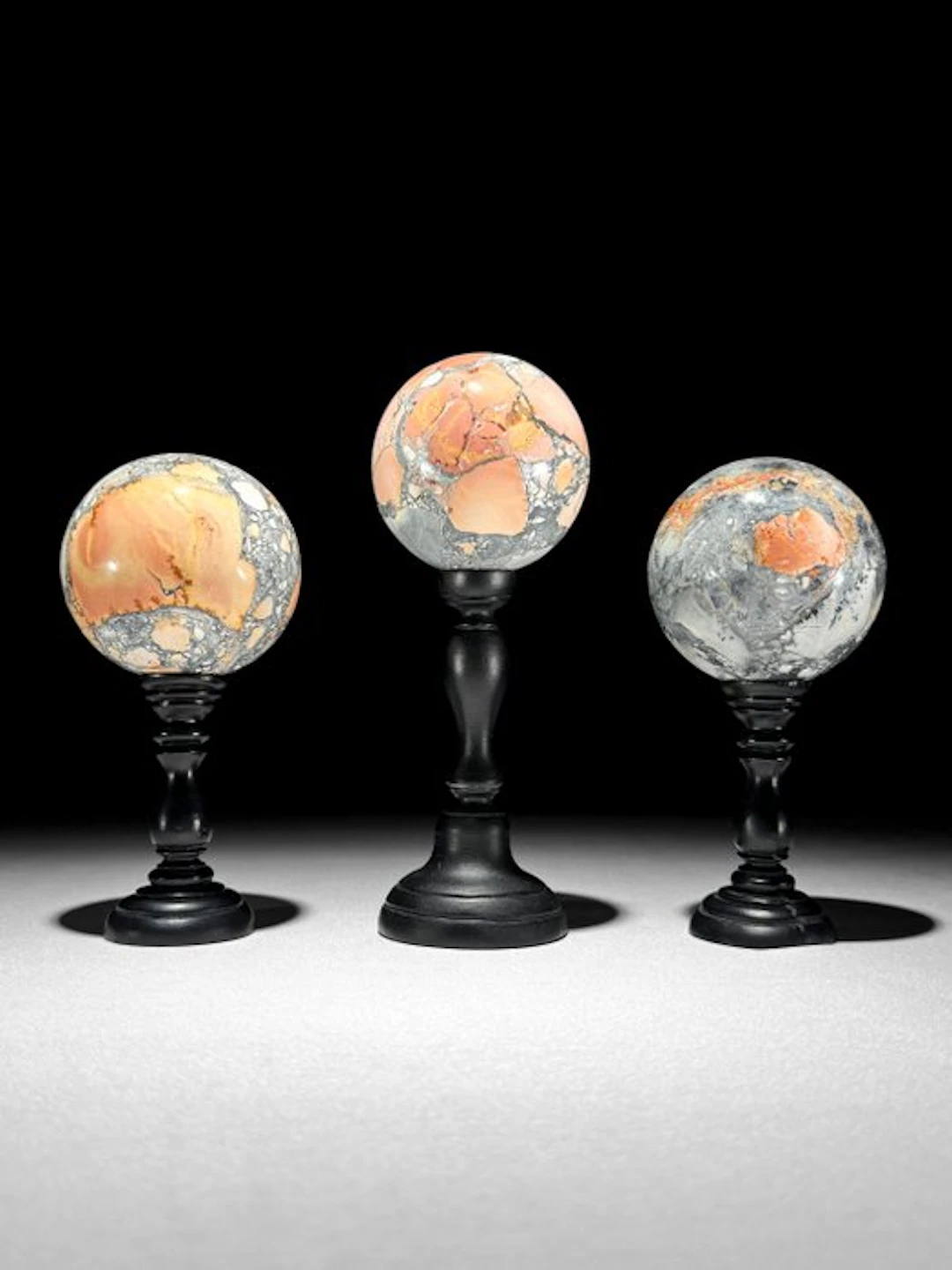 NO RESERVE PRICE - Wonderful set of 3 Red Maligano Jasper...