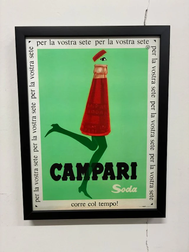 Campari Soda keeps up with the times. - Advertising sign - 3 mm Canson