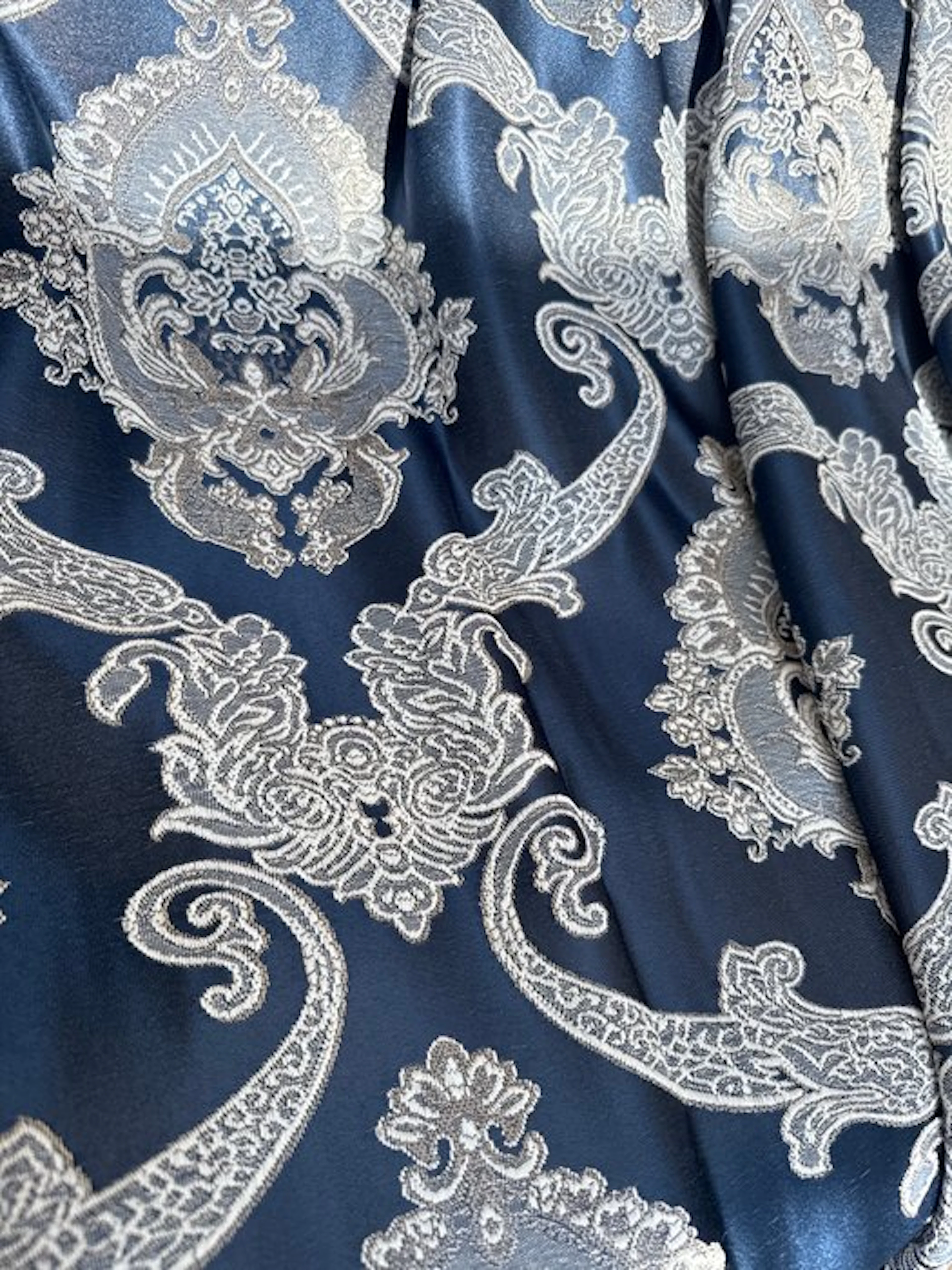san leucio - San Leucio - precious floral brocade fabric...