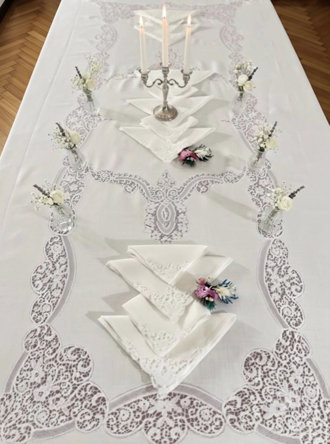 Tablecloth (13) - 275 cm - 165 cm - The Art of Thread