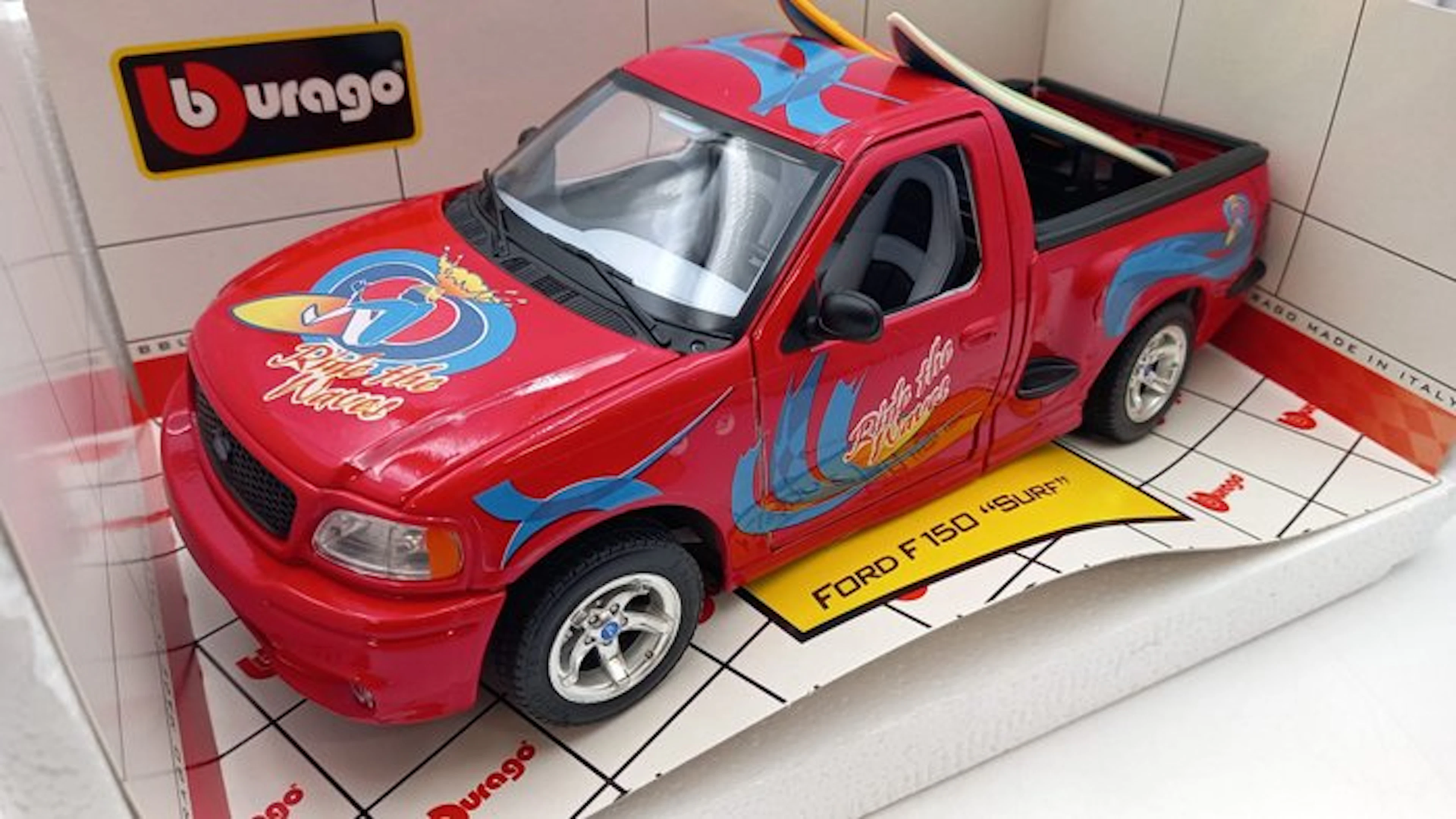 Bburago 1:18 - Model car - Ford F150 Surf - (Cod.L14)