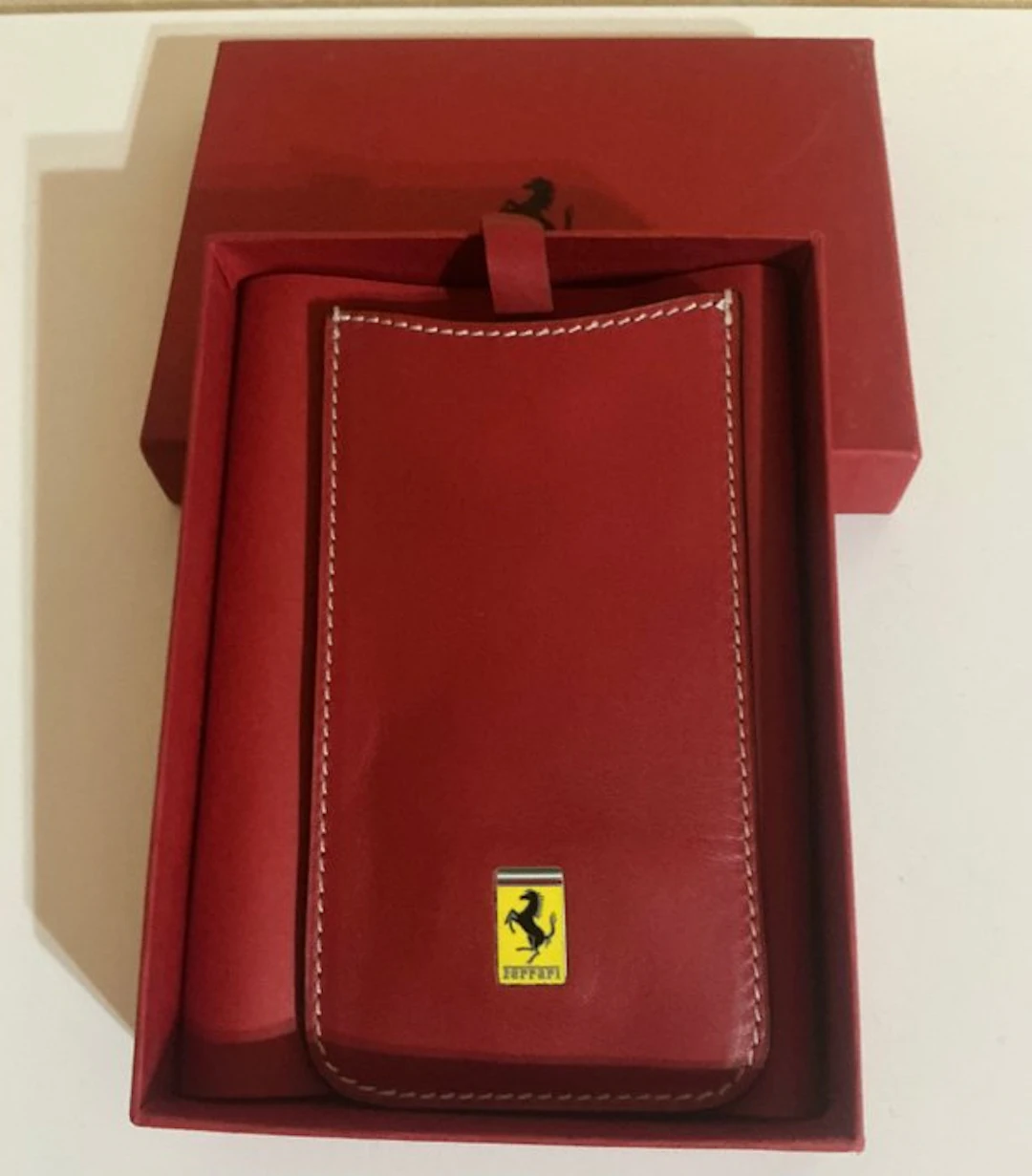 Leather phone - Ferrari - Portatelefono - 2022