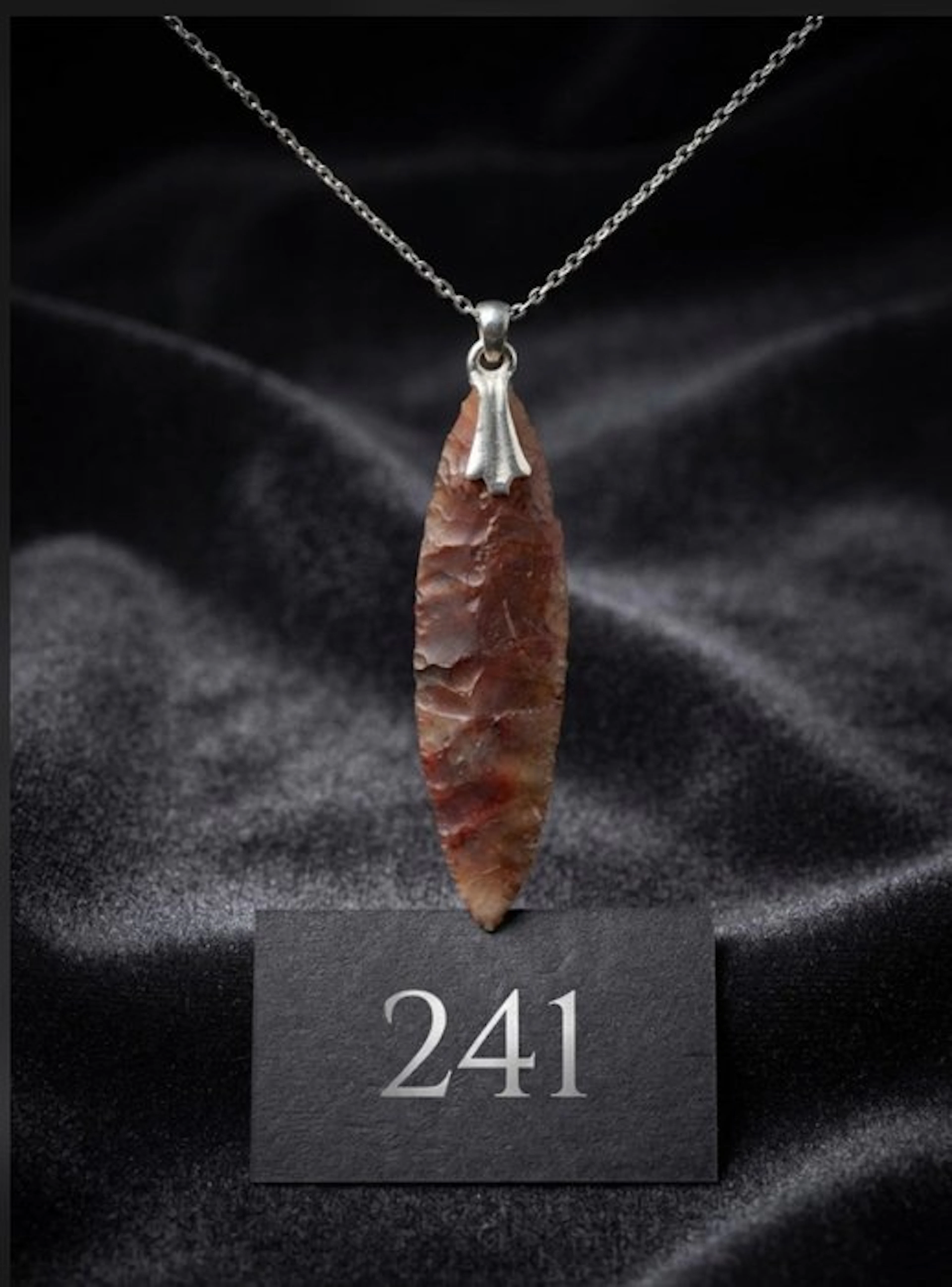 Musterian flint arrowhead