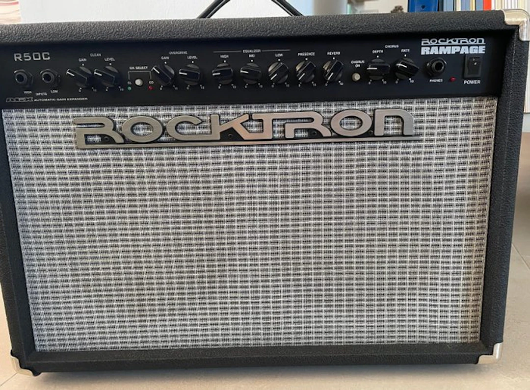 Rocktron RAMPAGE R-50C - Number of items: 1 - Guitar amplifier