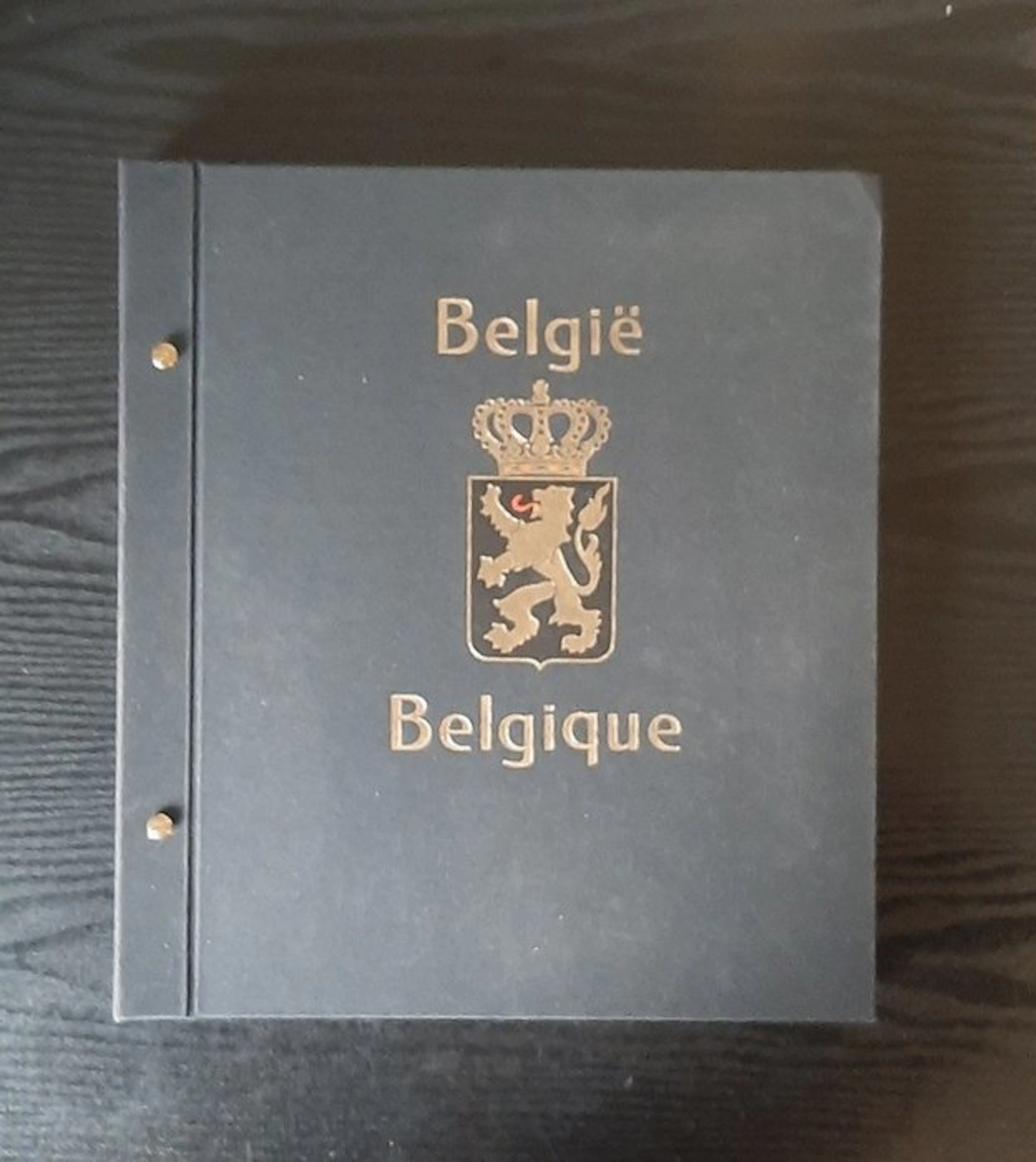 Belgium 1849/1959 - An almost complete collection in an old DAVO album.