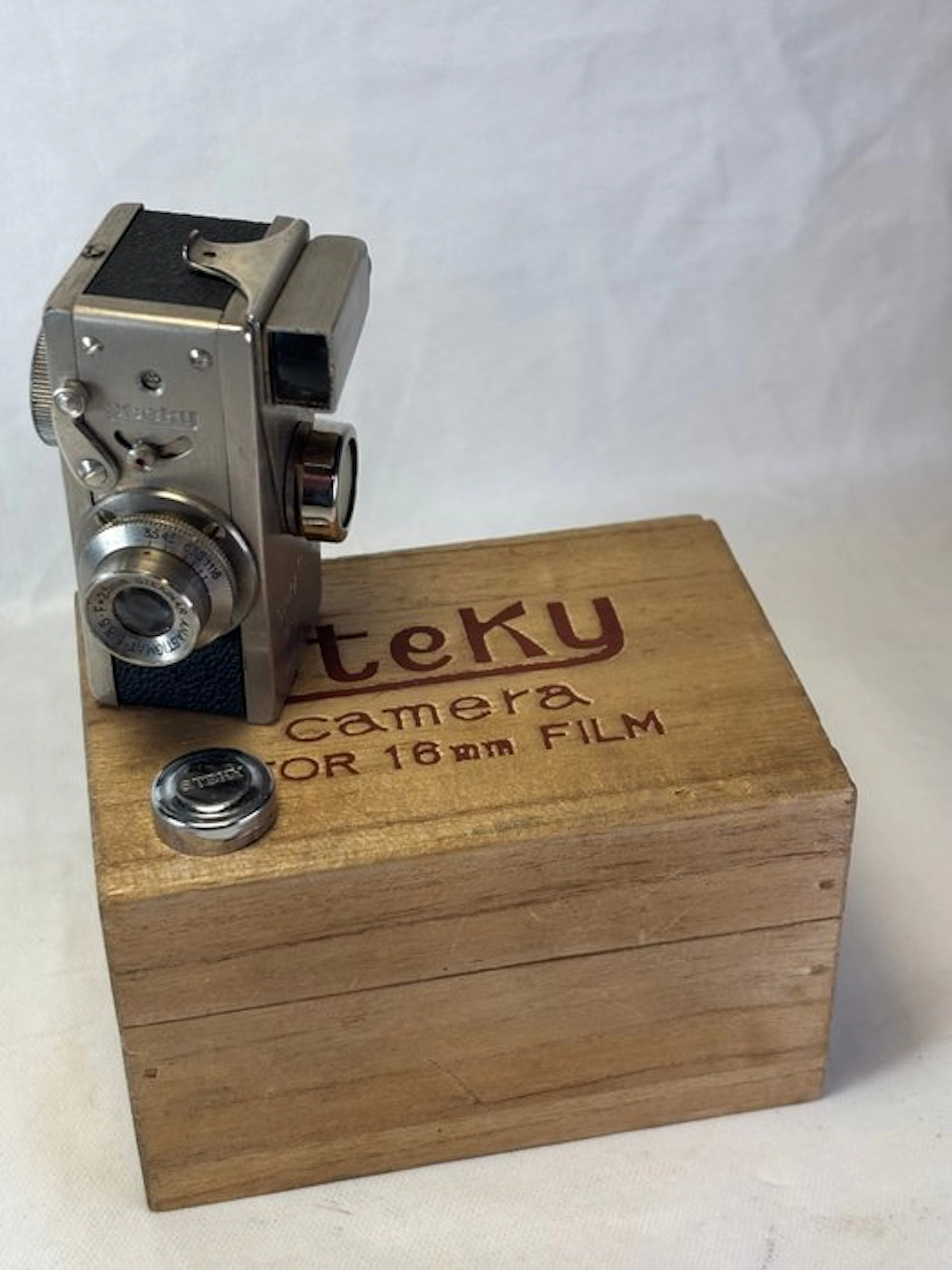 Riken Steky (1947) Nickel Plated + wood box + extra | Subminiature camera