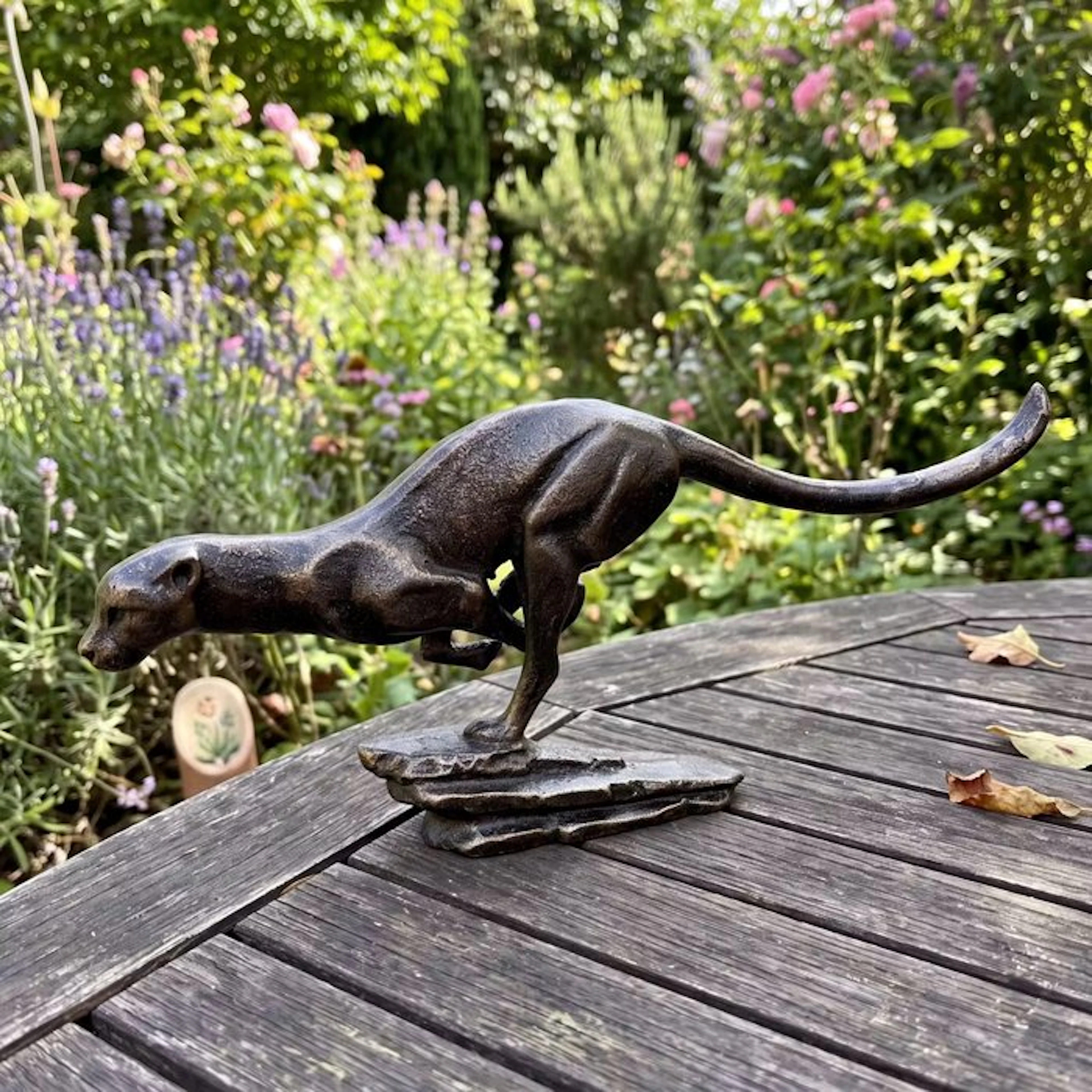 Statue, Rennende Poema 30 cm - 13.5 cm - cast iron