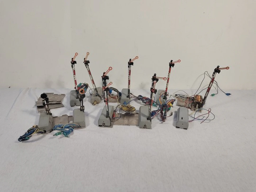 Märklin H0 - 7039, 7041 - Signals (9) - Form signals, various variants