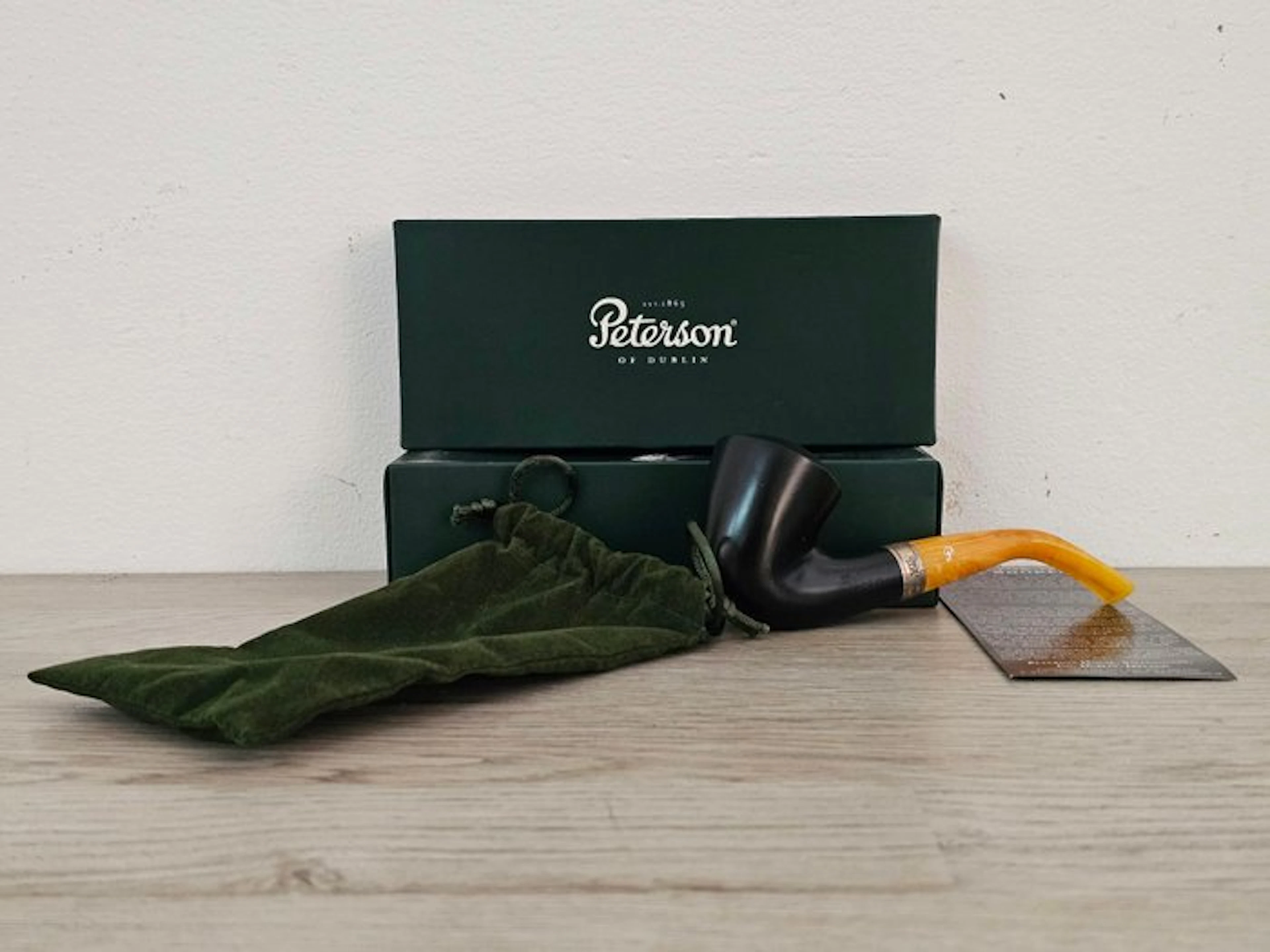 Peterson - Cara - Pipe - Briar, Silver, Amber