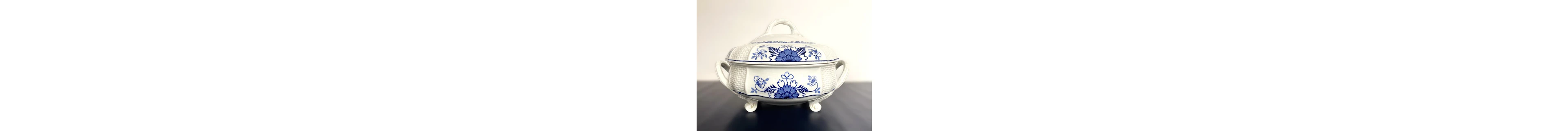 Wedgwood - Tureen - Saxon - Ceramic - Antique Wedgwood Tureen