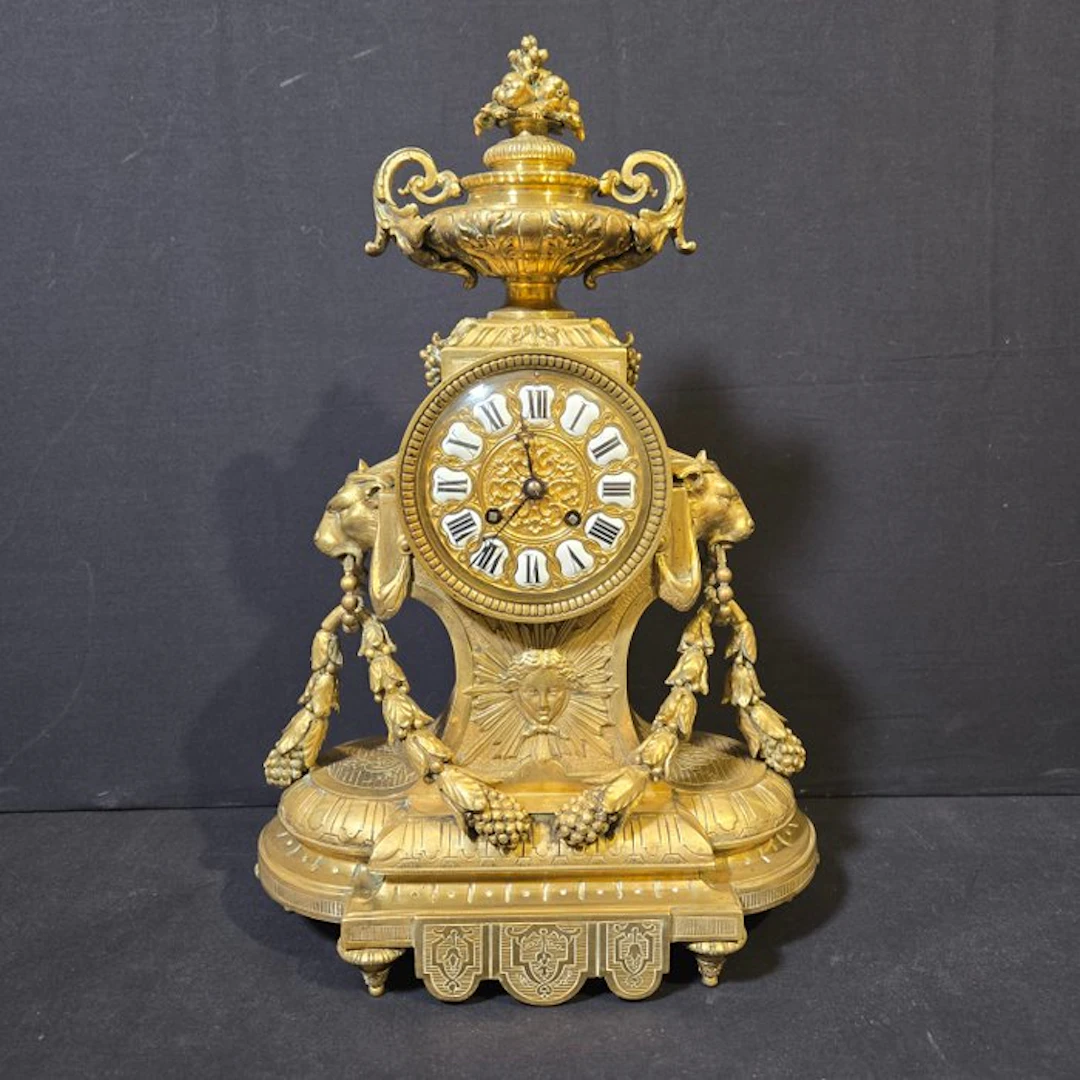 Table clock Louis XIV Style - Gilt bronze - 1850-1900 - Rare model