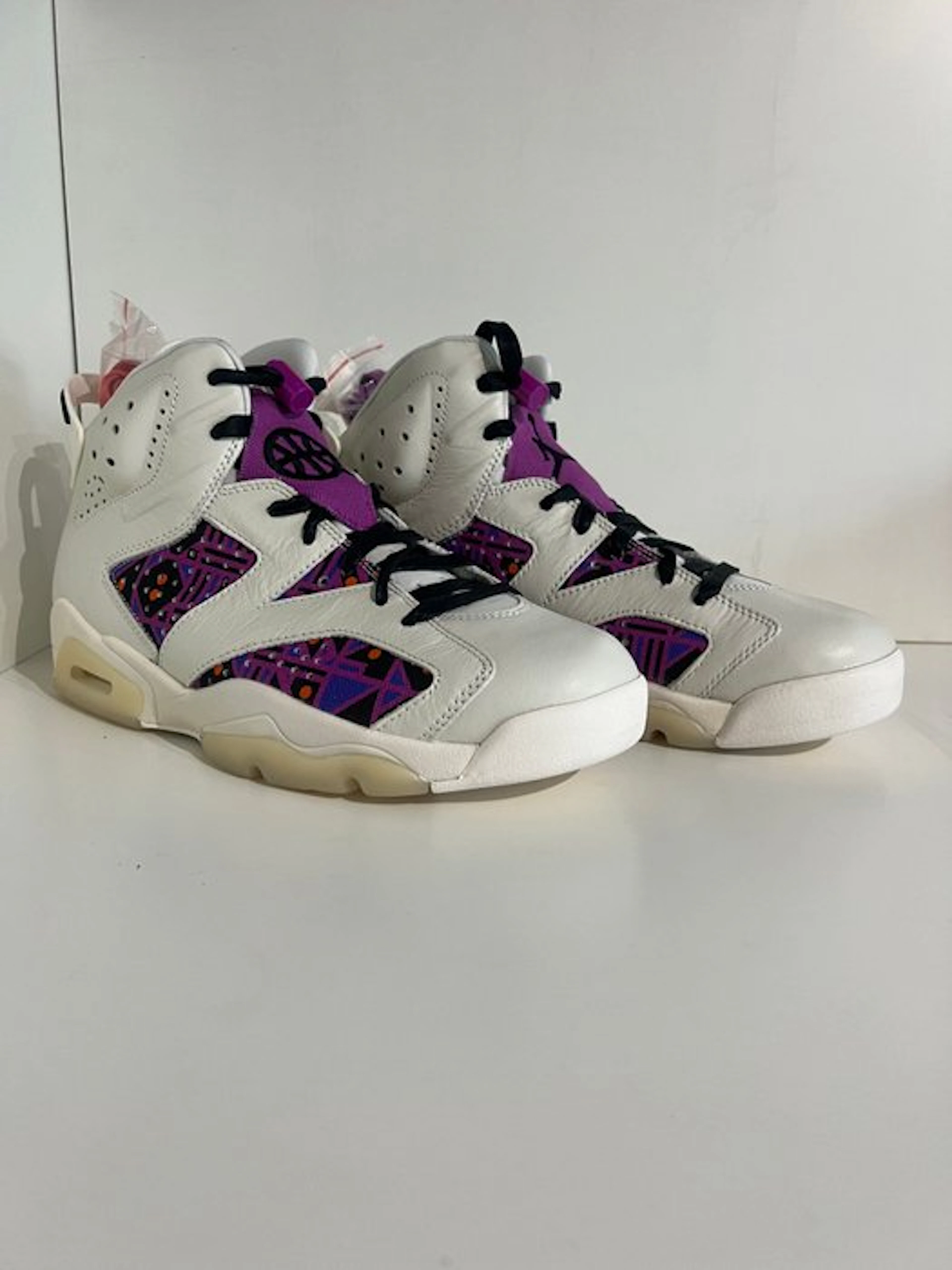 Air Jordan - Air Jordan 6 - Sneakers - Size: EU 42.5 - New with tags