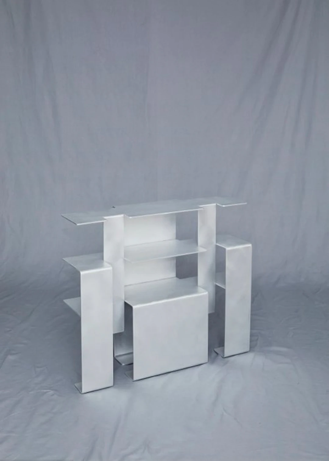 Wendy Andreu - Console table - Staple Console - Aluminium - Staple Console
