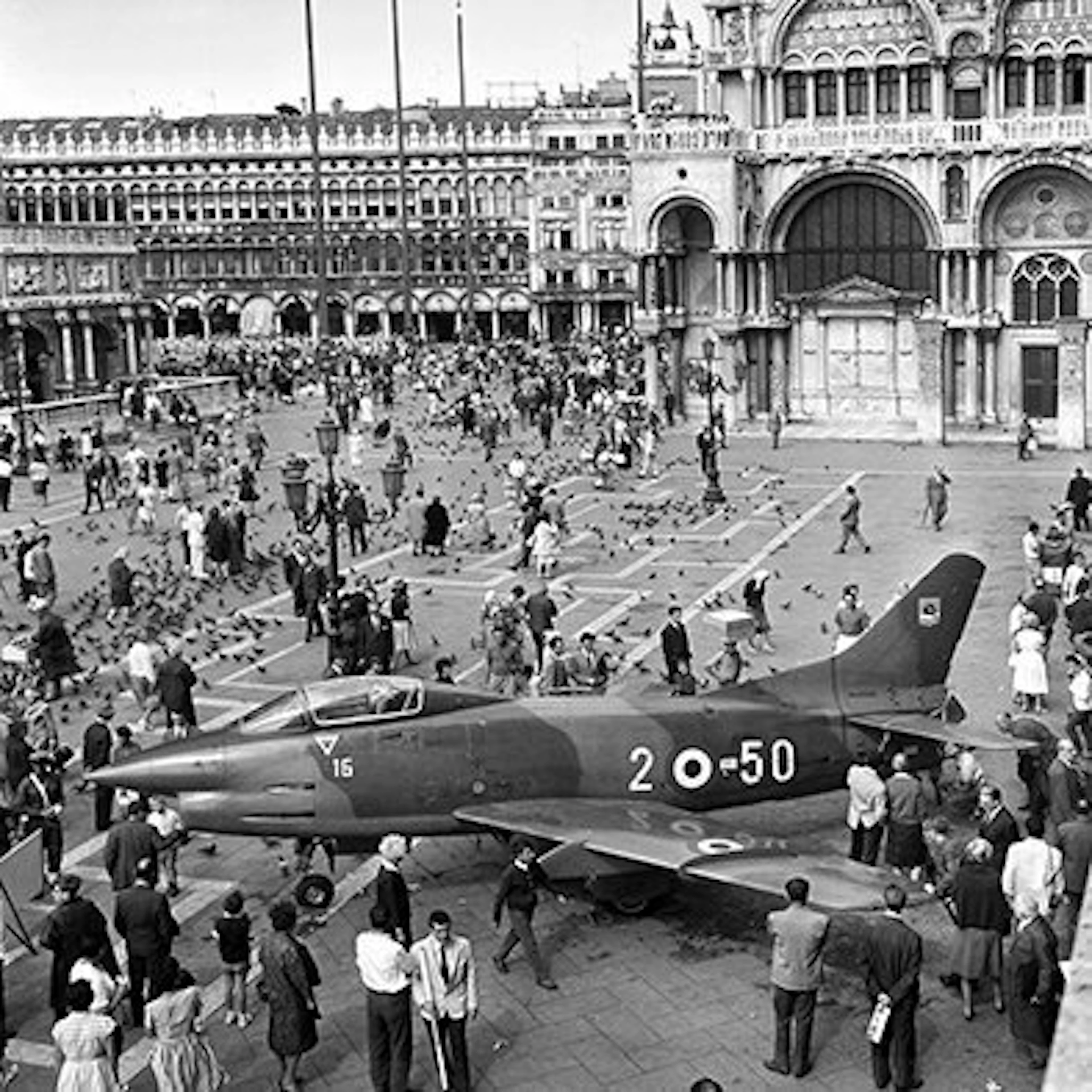 Camerapohoto Epoche/Vittorio Pavan - 07-Aereo Fiat G.91...