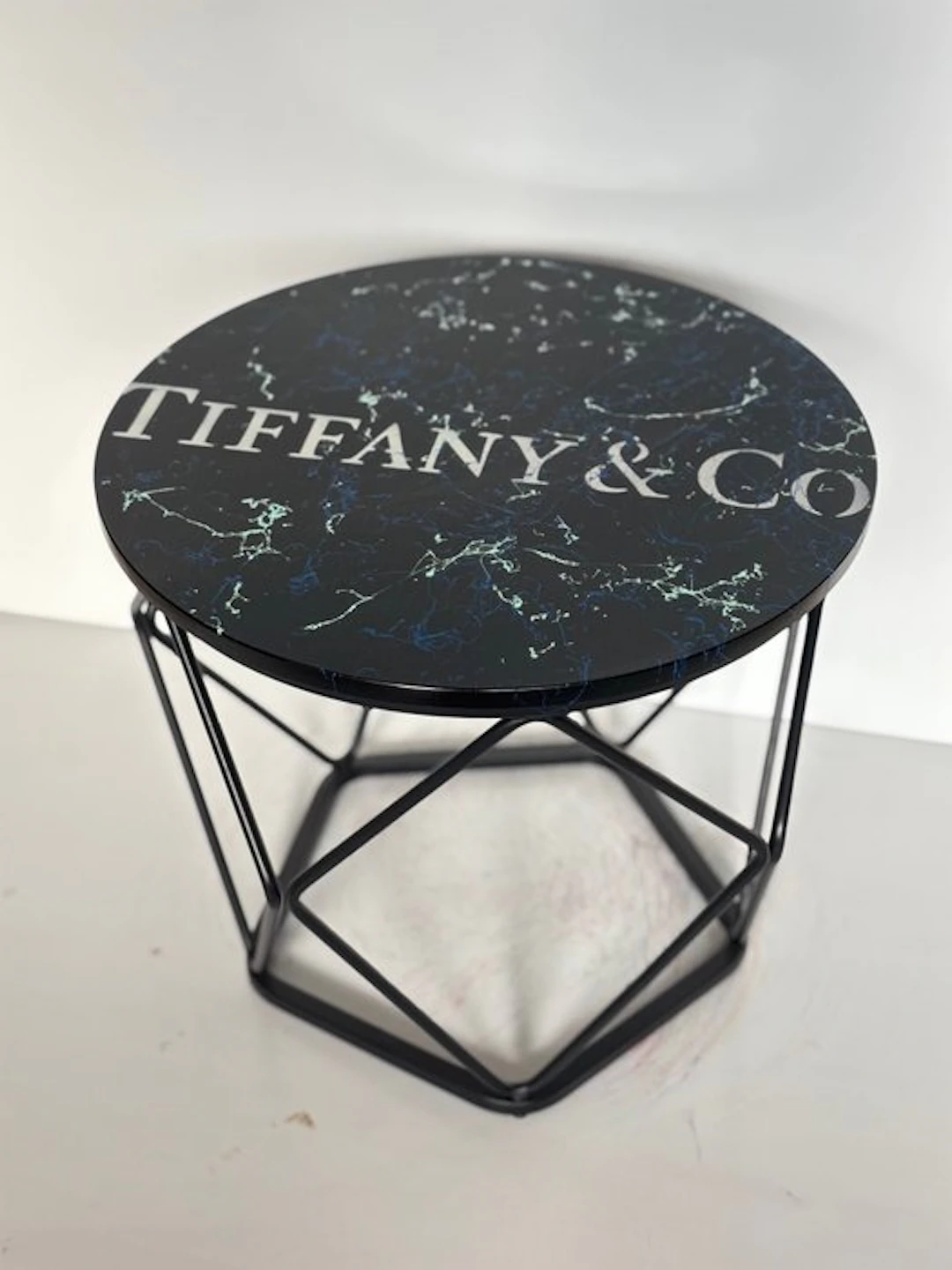 Rob VanMore - Tea-Time by Tiffany & Co. Table - ø40cm