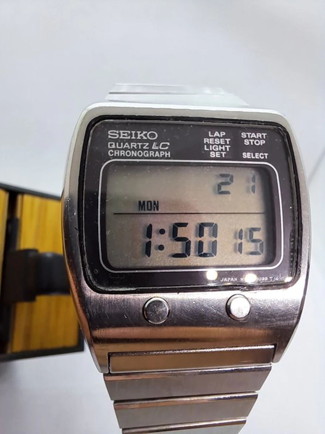 Seiko - Quartz LC Chronograph M159-5039 – LCD – Original...
