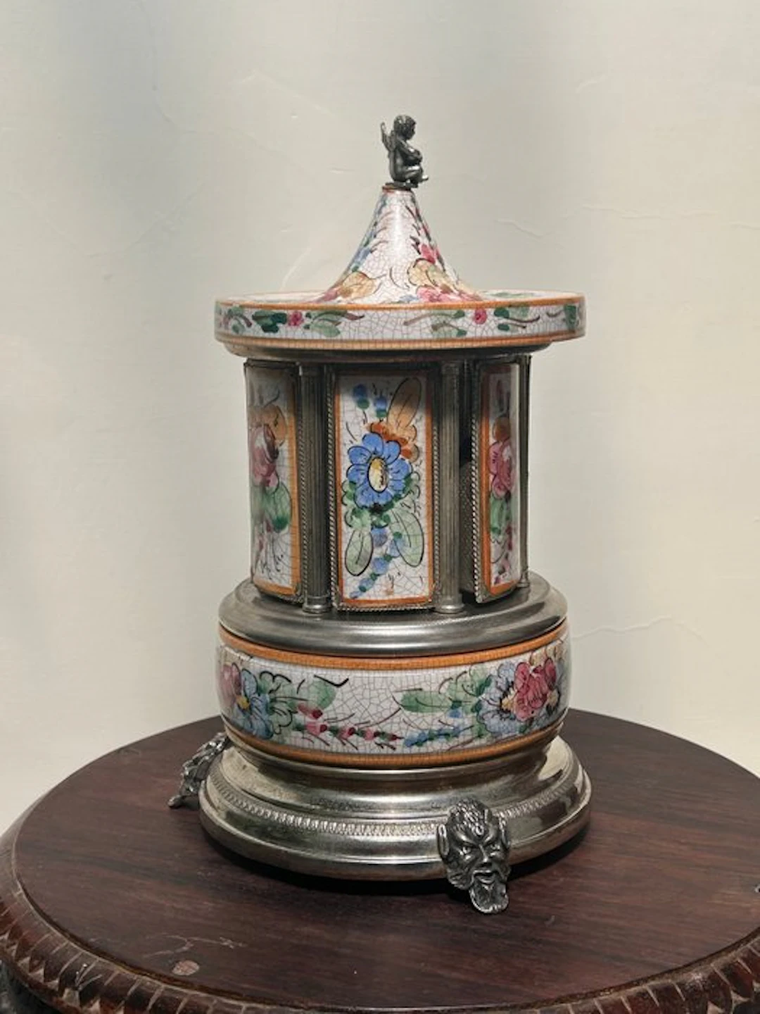 Musical cigarette dispenser - Metal, Alloy, Ceramic - Lara’s theme