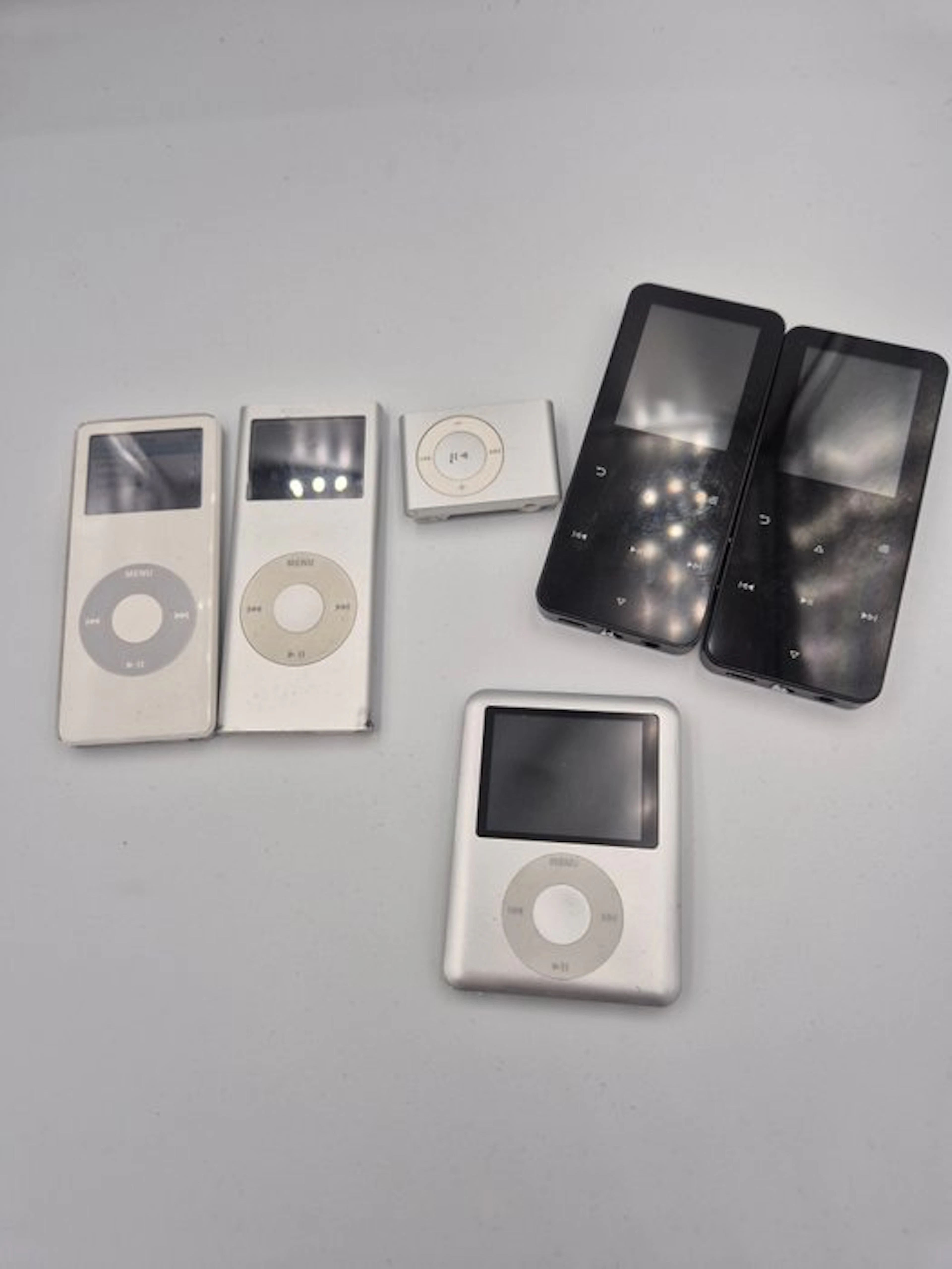 Apple - iPod mix (Nano, Shuffle en Classic aanwezig) iPod - Multiple models