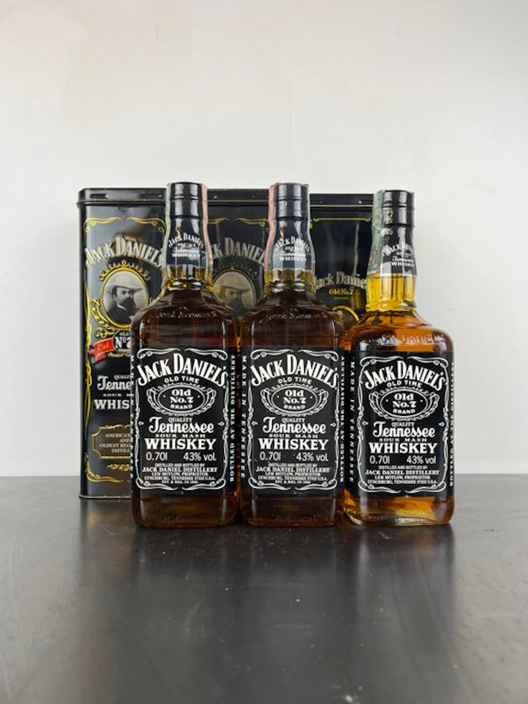 Jack Daniel's Old No 7 - Gift Tin - b. 1990s, 2000s - 70cl - 3 bottles