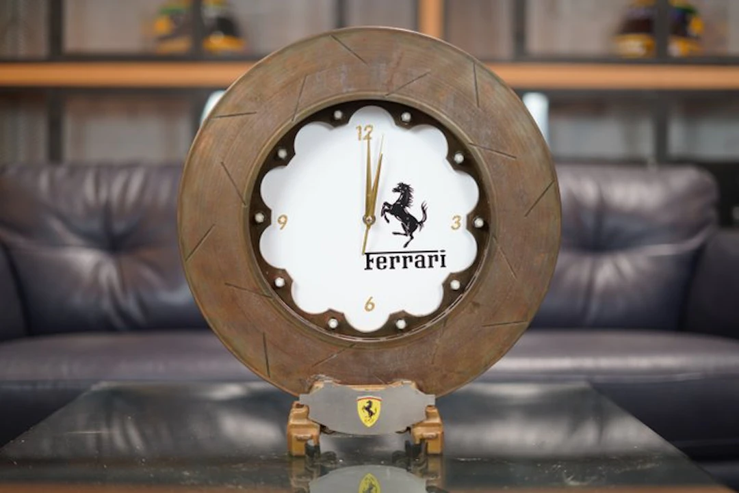 Clock - - Cast iron - 2000-2010 - Ferrari Brake Disc Clock