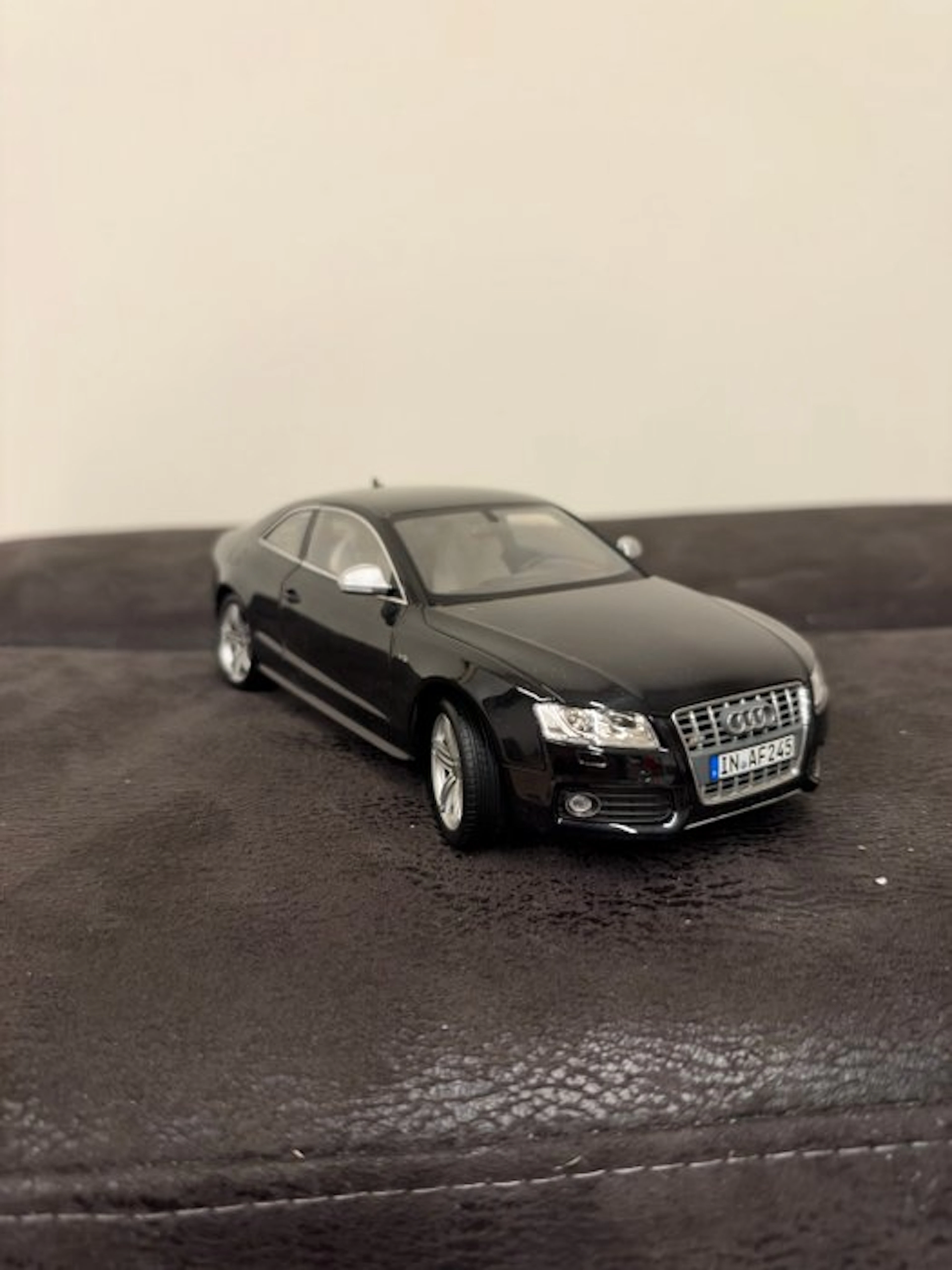 Norev 1:18 - Model car - Audi S5 Coupé