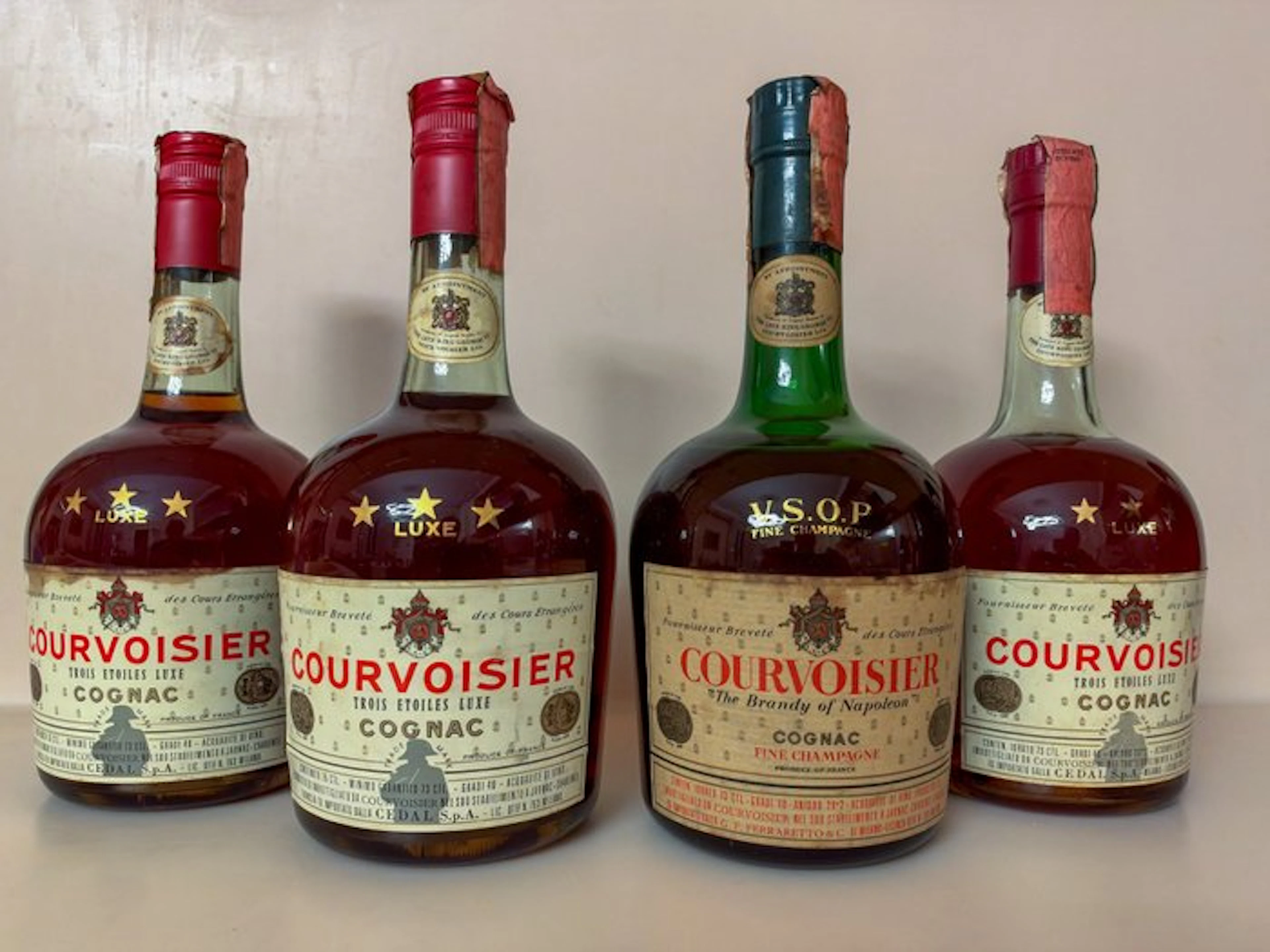 Courvoisier - VSOP + 3 Star Luxe - b. 1960s, 1970s - 75cl, 73cl - 4 bottles