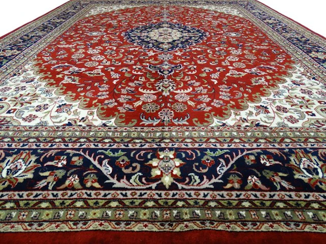XXL-Tabriz - Rug - 394 cm - 298 cm