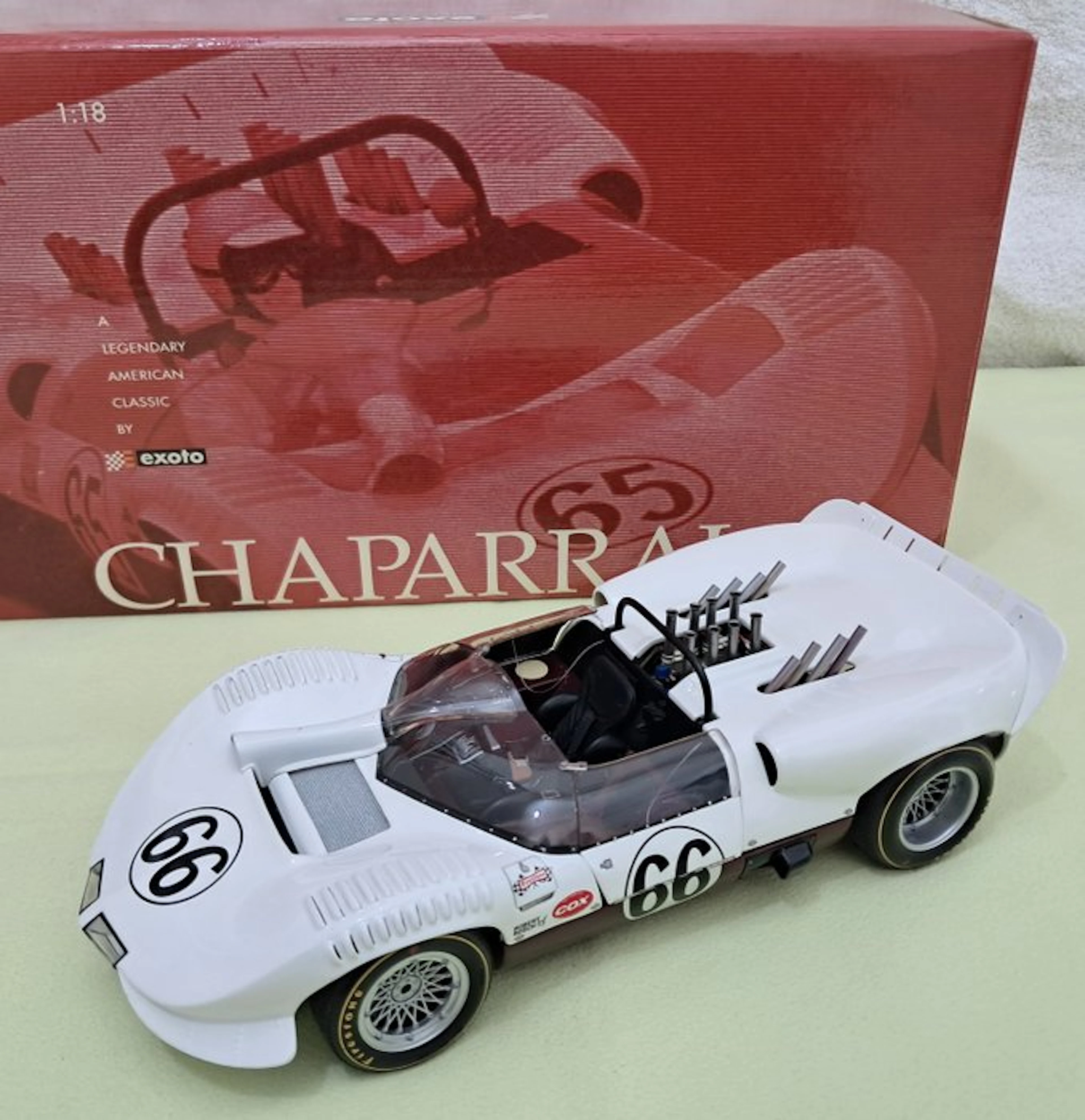 Exoto 1:18 - Model sports car - Exoto - CHAPARRAL 2 Racing Legend 1965