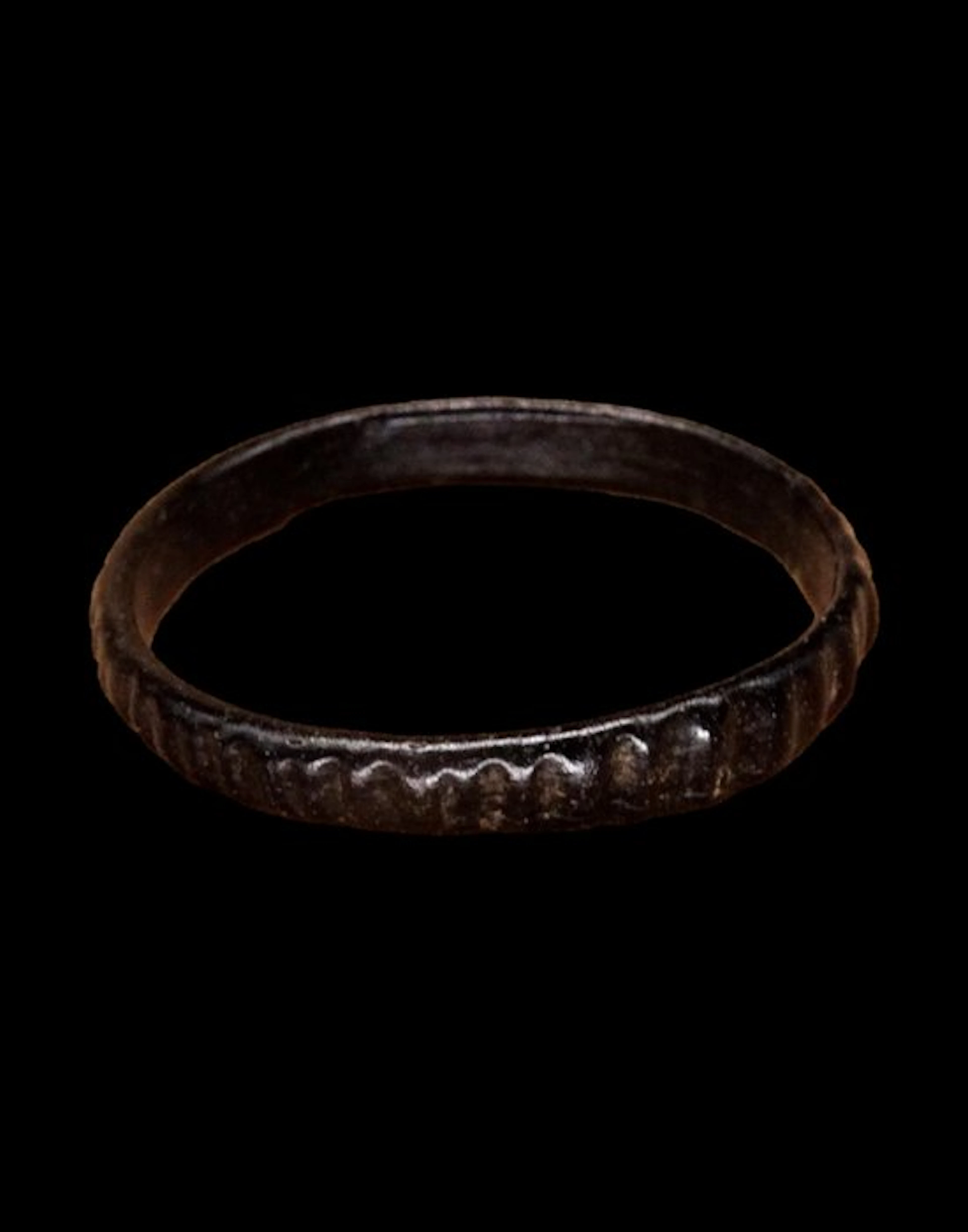 Ancient Roman - Black glass bracelet - 1st / 2nd century AD. (No reserve price)