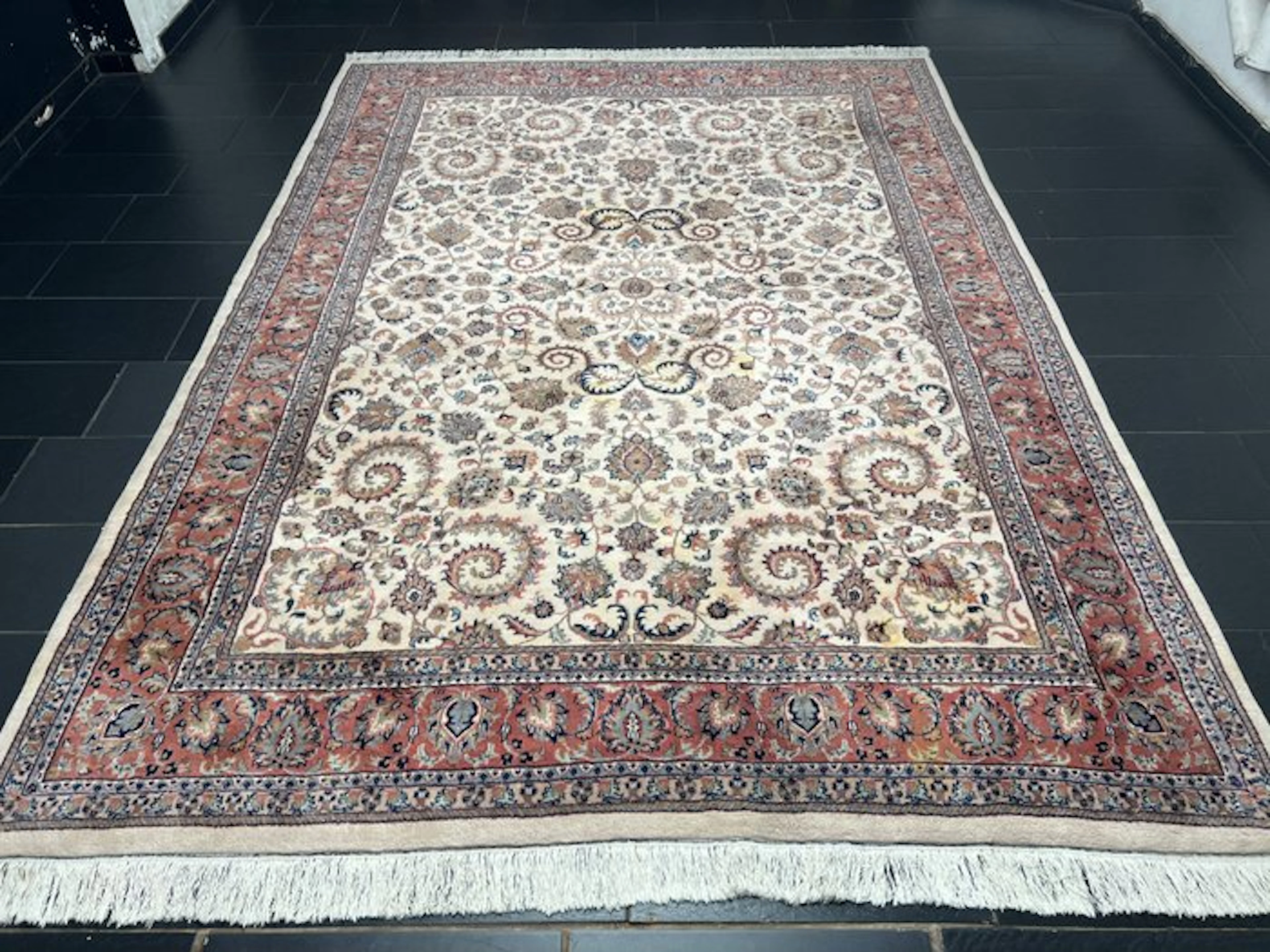 Sarouck - Carpet - 345 cm - 245 cm