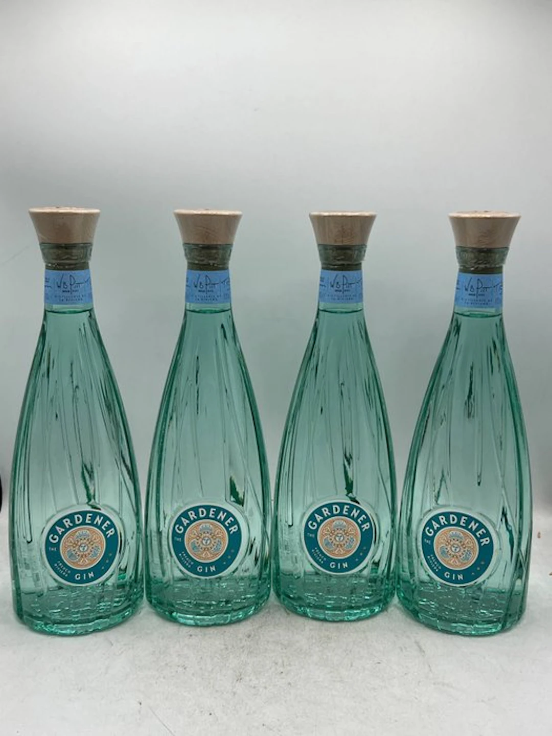 The Gardener by Brad Pitt - French Riviera Gin - France - 70cl - 4 bottles