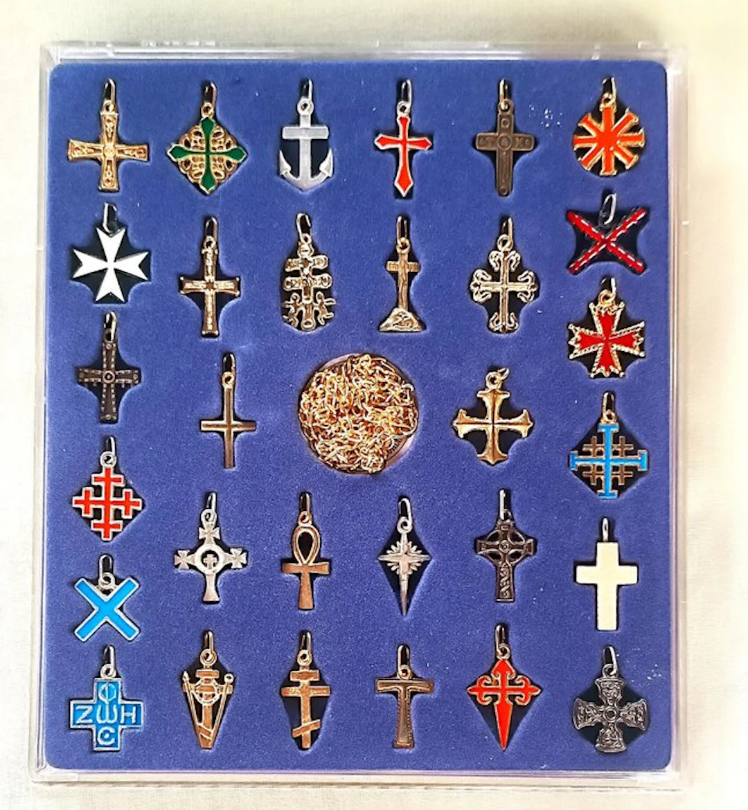 Themed collection - Great collection of 30 universal crosses