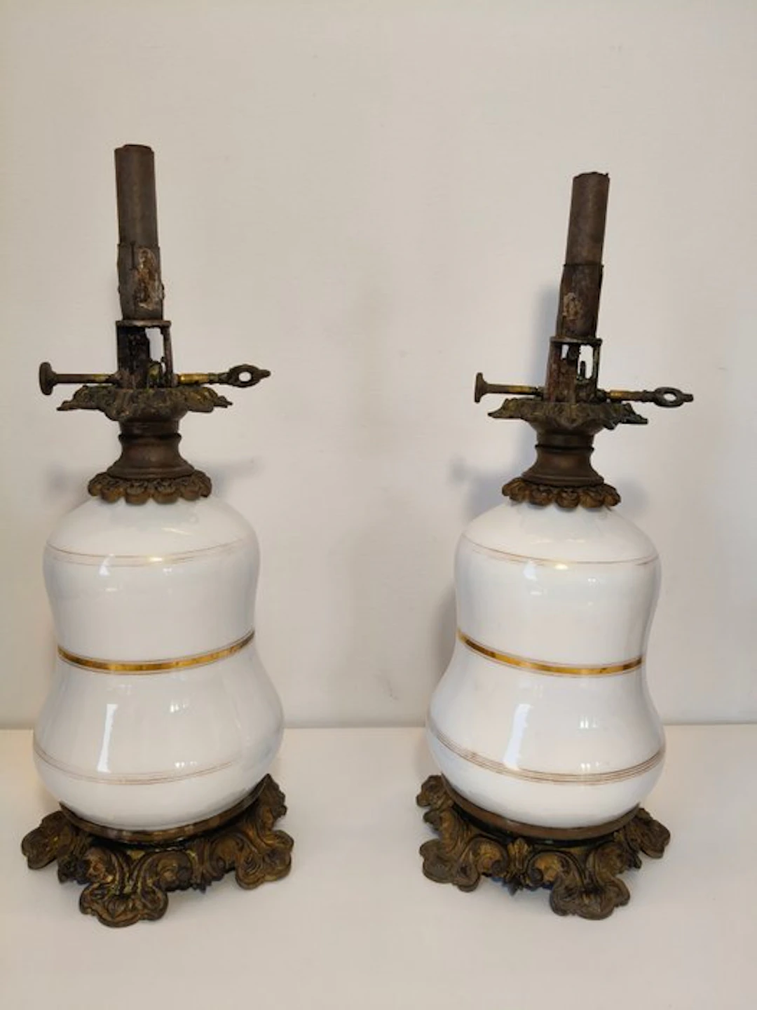 Table lamp (2) - Opaline glass - Napoleon III lamps