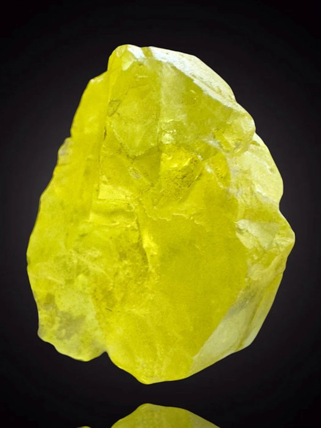 A very aesthetic sulfur gem