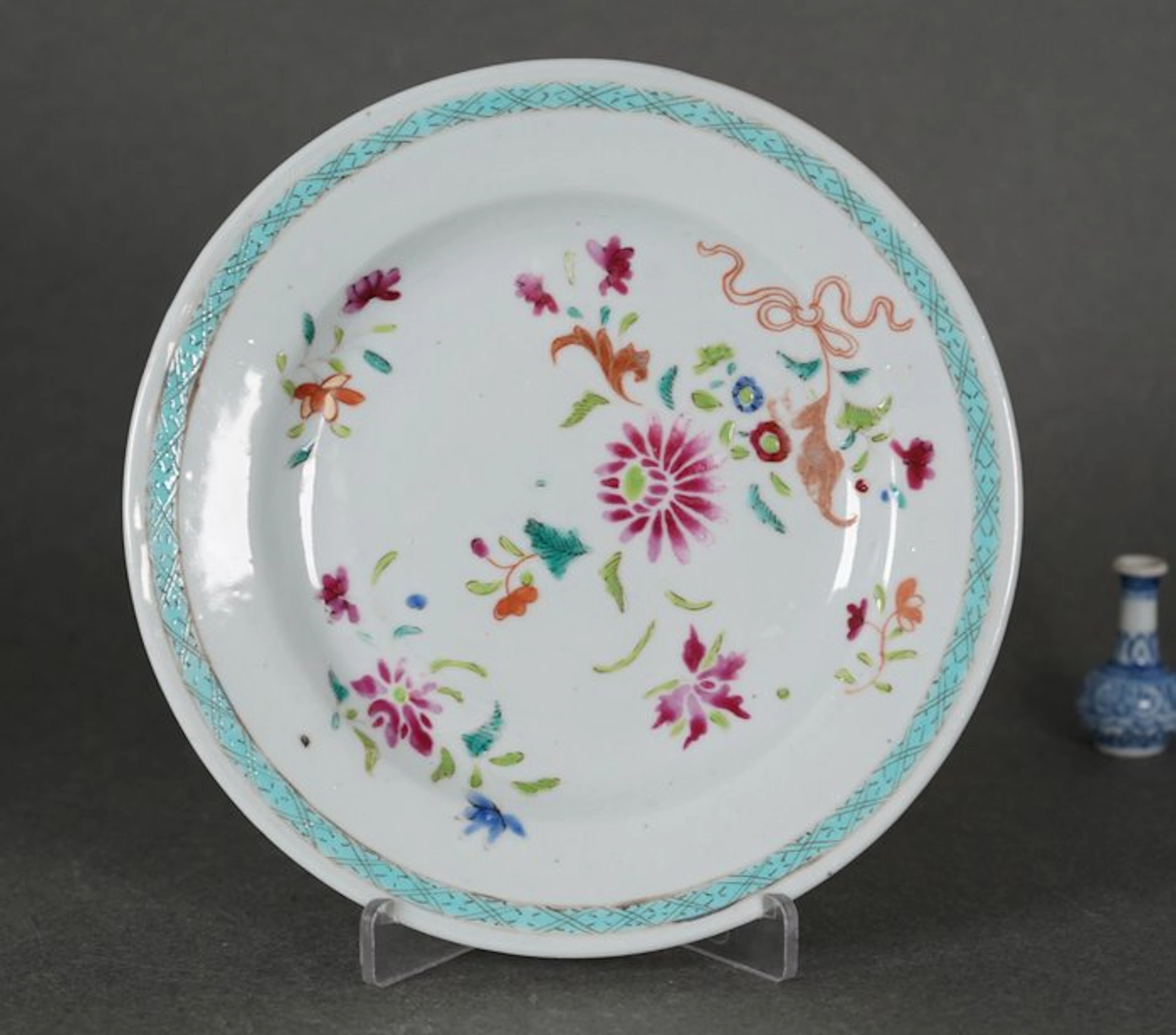 Yongzheng (1723-1735) - Perfect Condition - Plate - Chrysanthemum