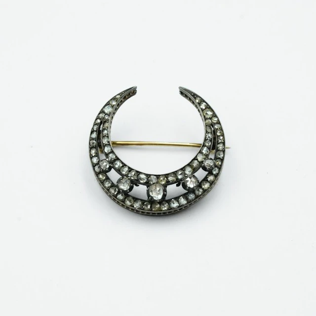 Brooch - 12 kt. Yellow gold, Silver - Diamond