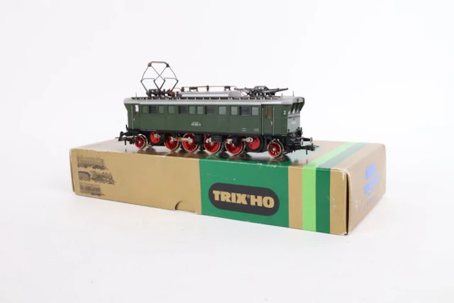 Trix International H0 - 2431 - Electric locomotive (1) - BR 175 - DB