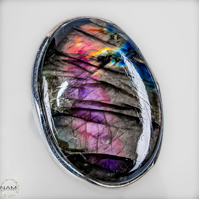 Labradorite Ring – Large gemstone ring with an intense blue color play