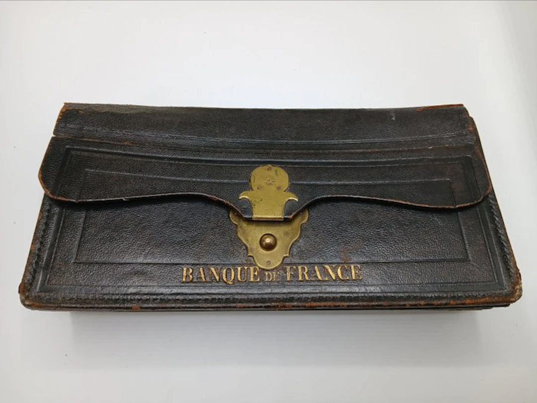 Document holder - Bank of France